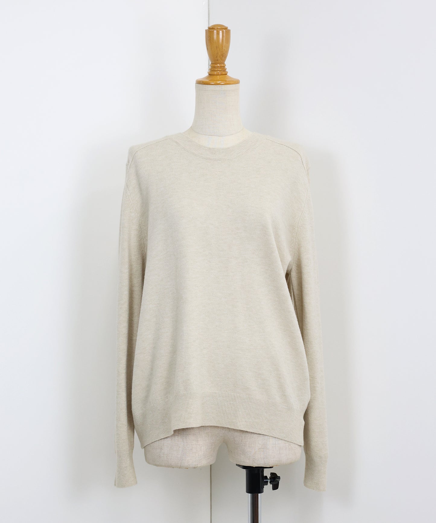 ウール混クルーネックニット