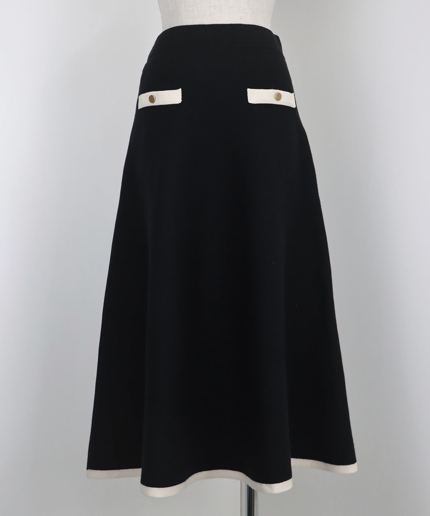 【TIME SALE】金ボタンバイカラーニットスカート