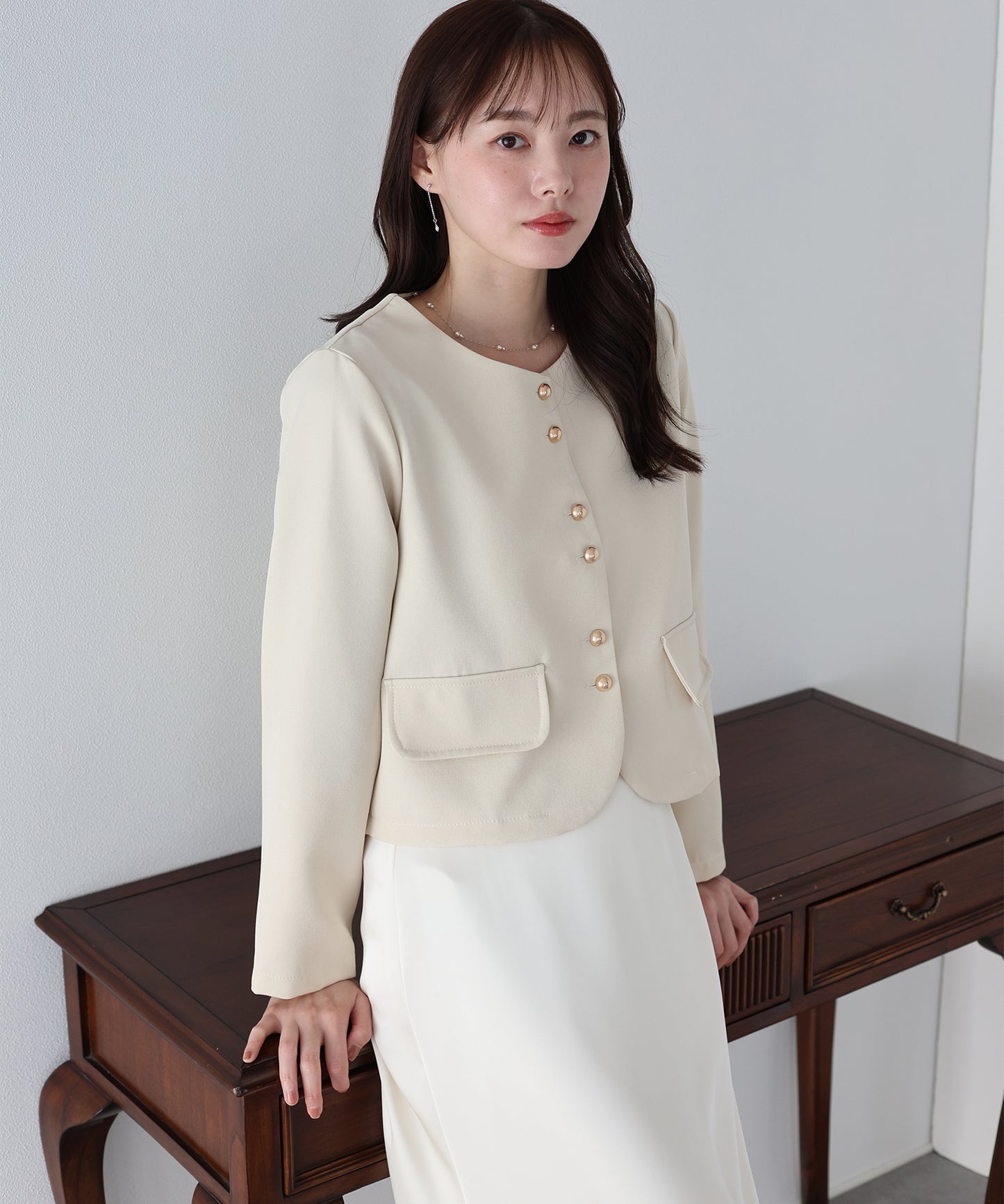 【早割5％OFF】ゴールドボタンノーカラージャケット