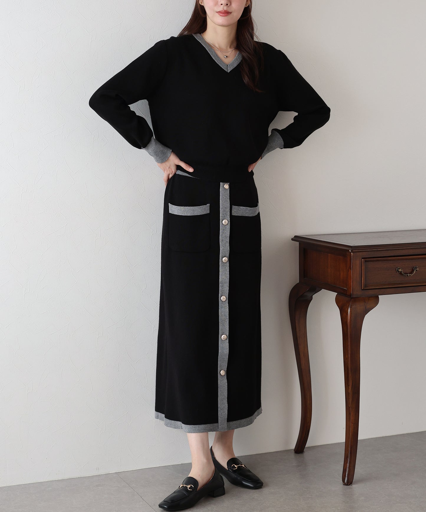 【TIME SALE】配色Vネックニット＆スカート セットアップ