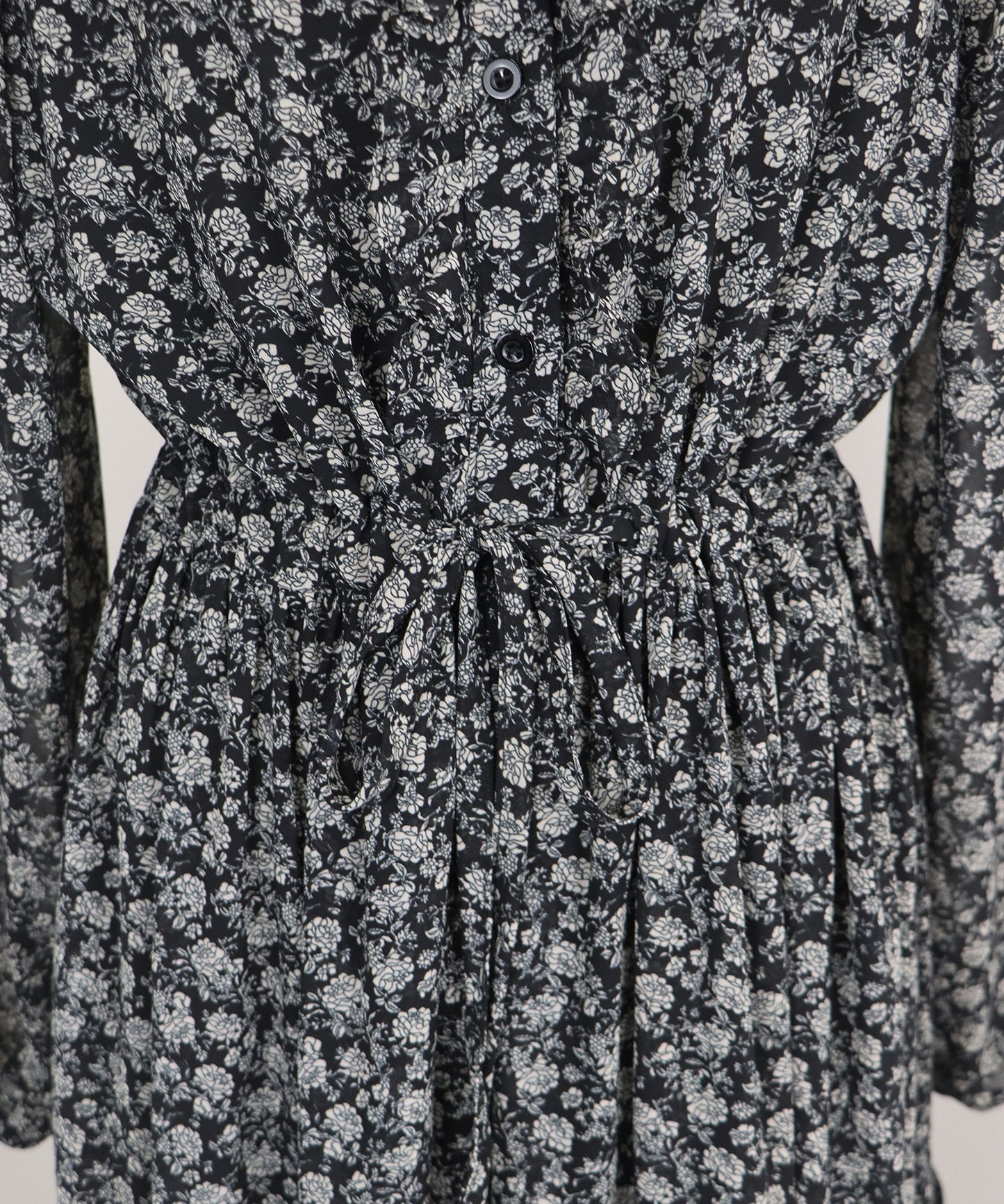 【TIME SALE】フロントフリルワンピース