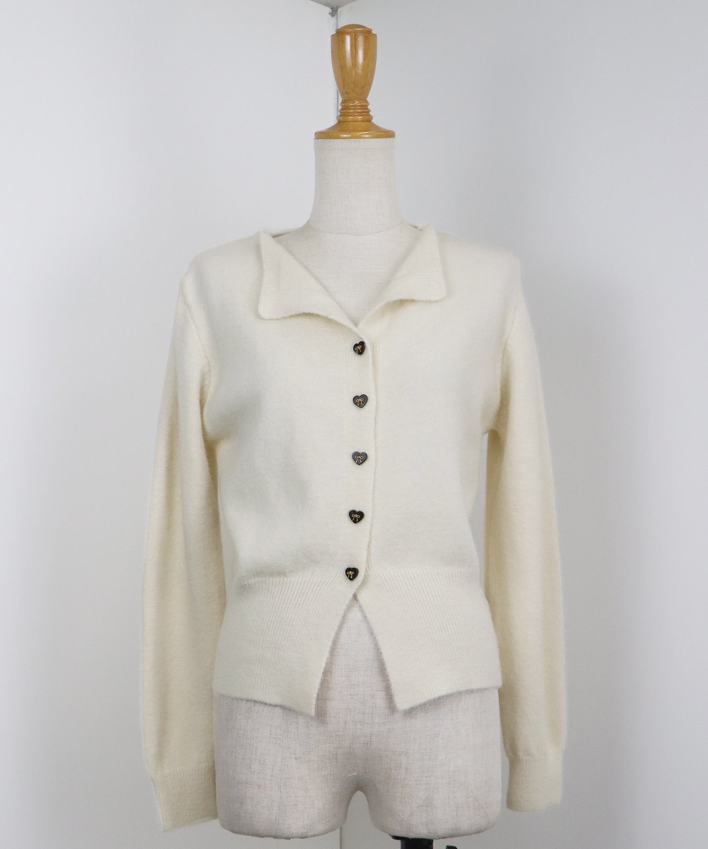 リボンハートボタンニット