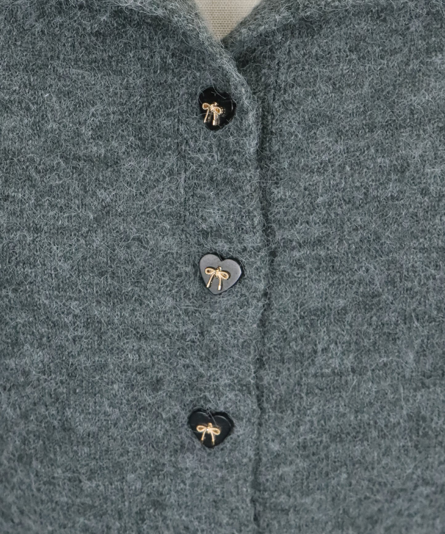 リボンハートボタンニット