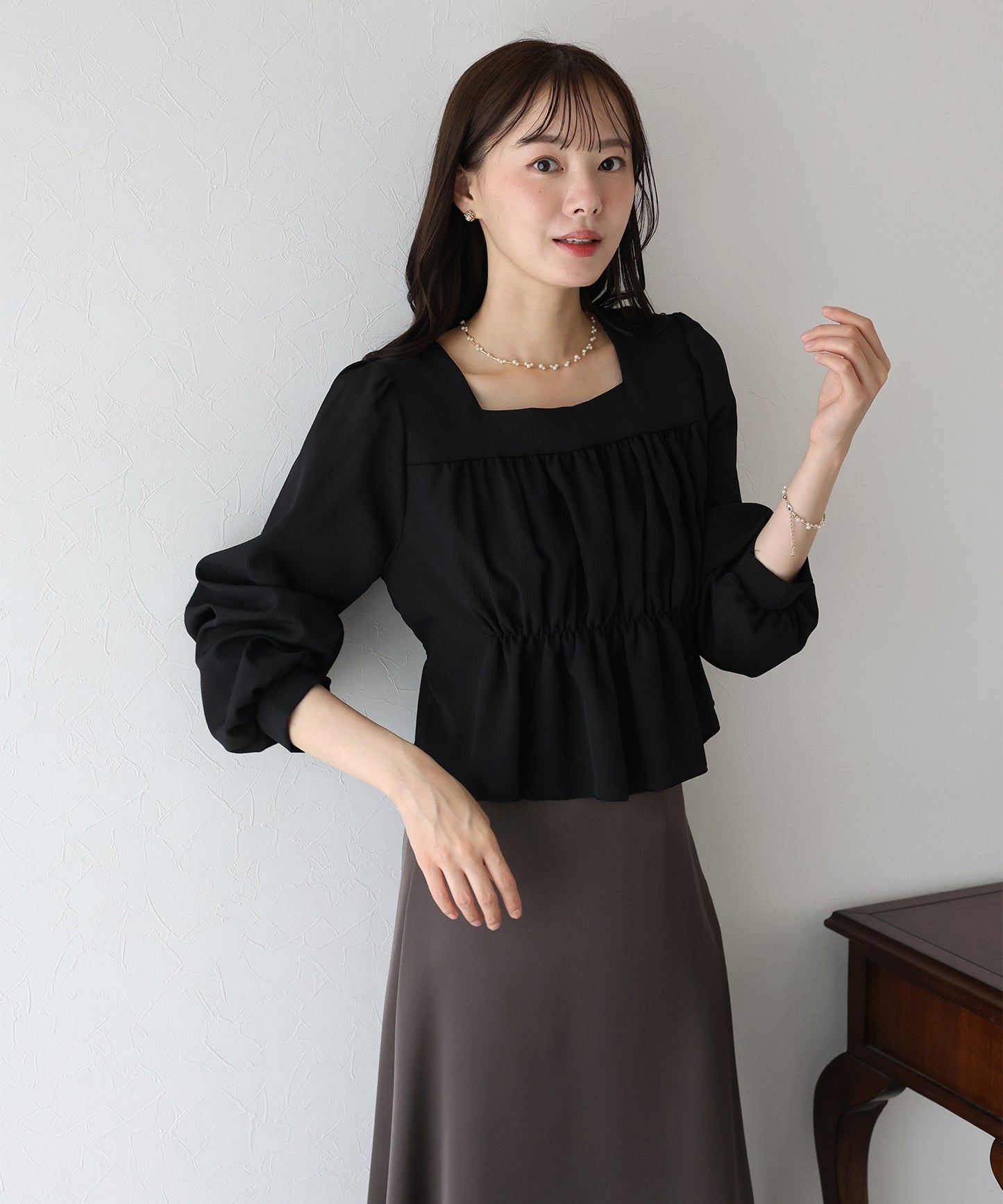 【早割5％OFF】バックリボンペプラムブラウス【ネコポス】