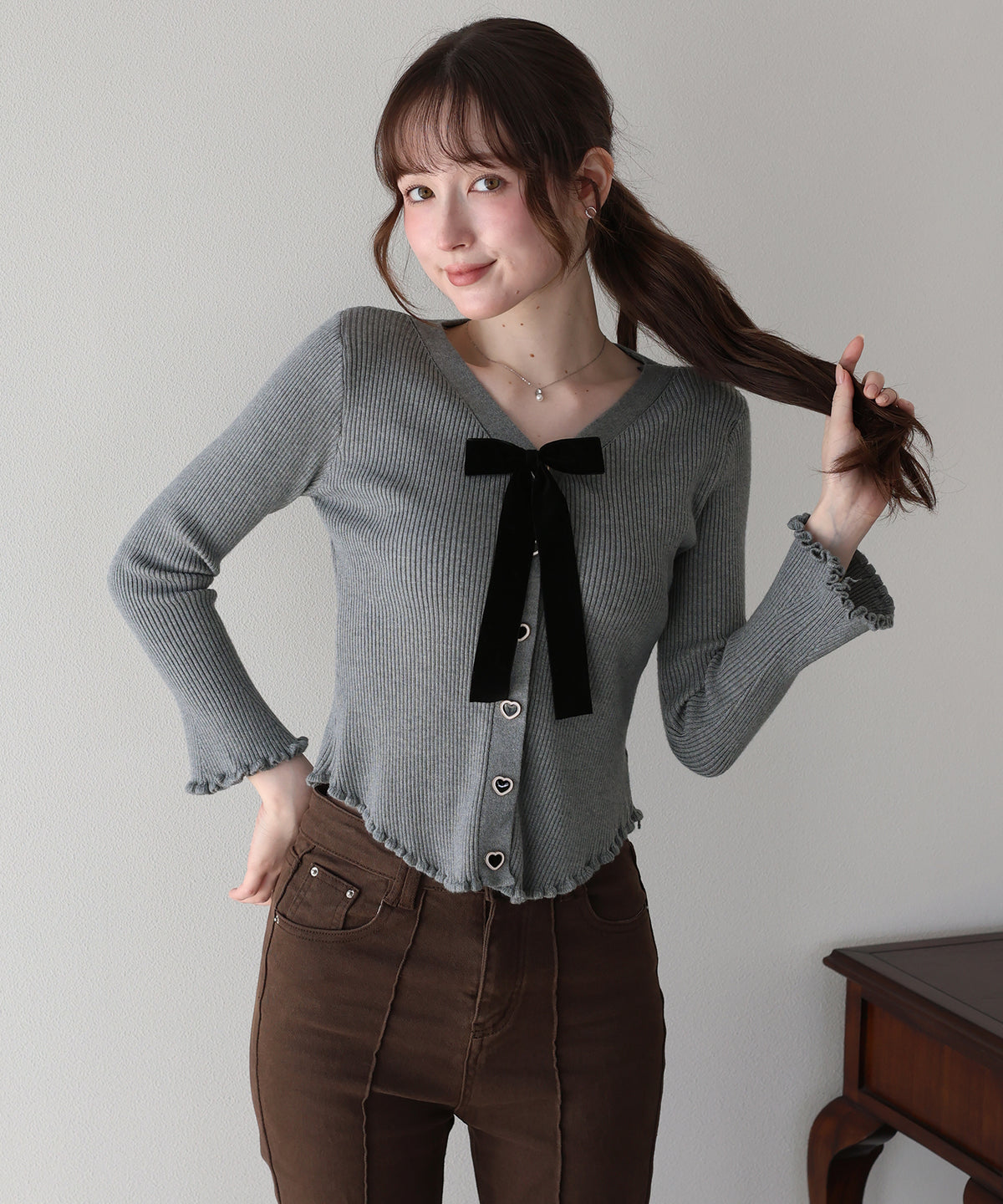 【早割5％OFF】ベロアリボンハートボタンカーディガン