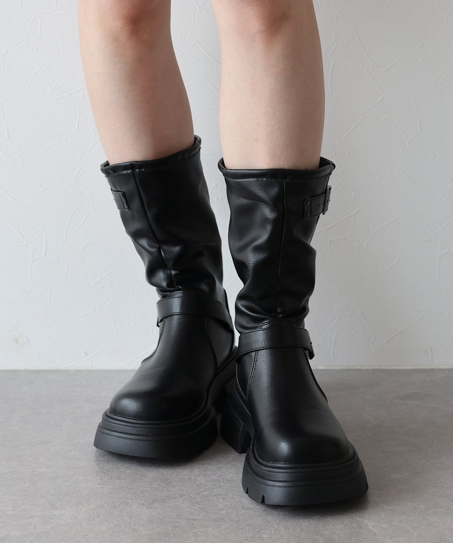 【早割5％OFF】サイドベルトミドルブーツ