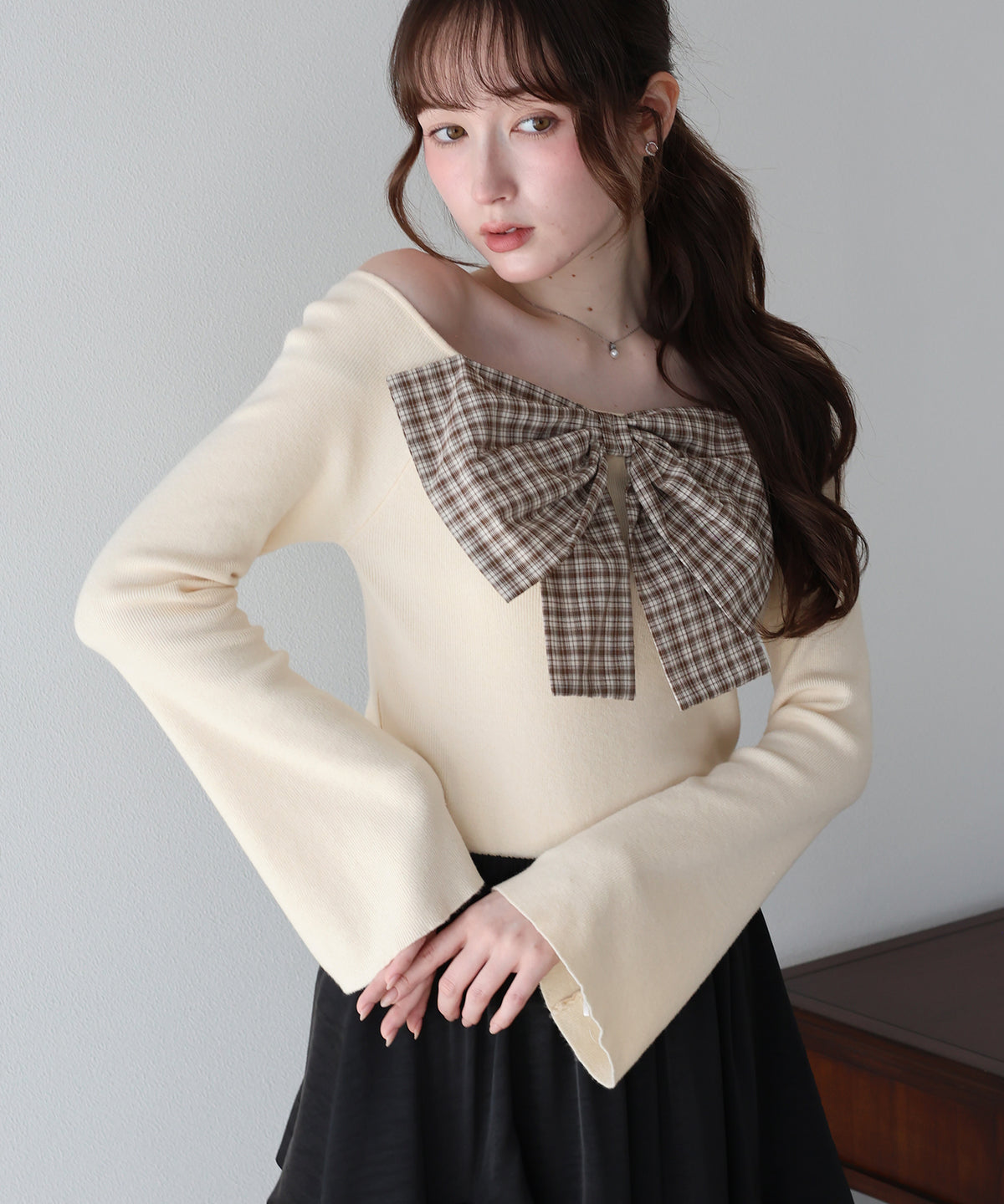 【早割5％OFF】チェックリボンオフショル二ット