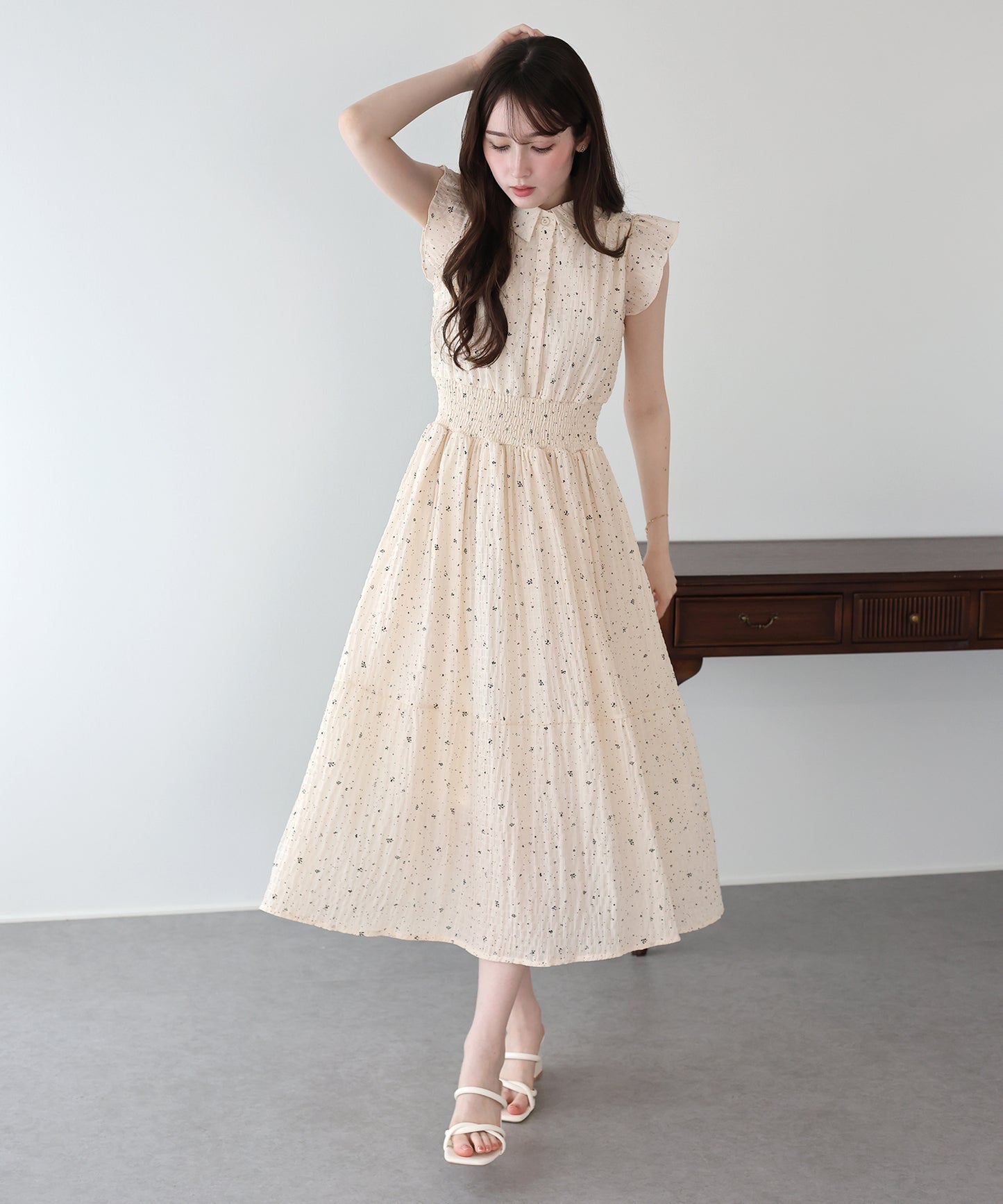 シフォンプリントフリルワンピース