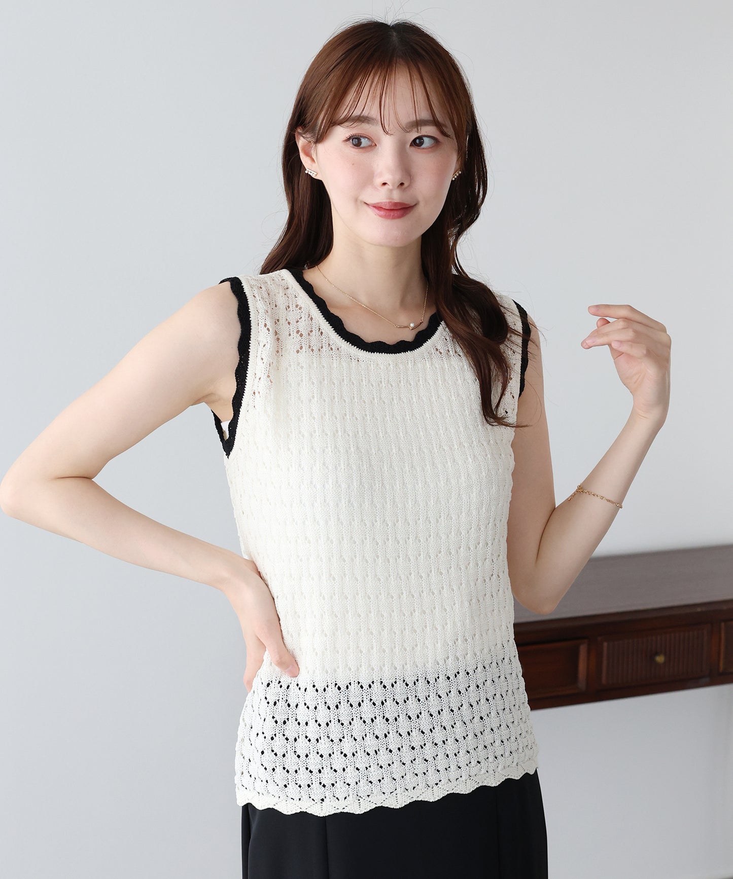 【SALE】バイカラースカラップニットベスト【メール便】