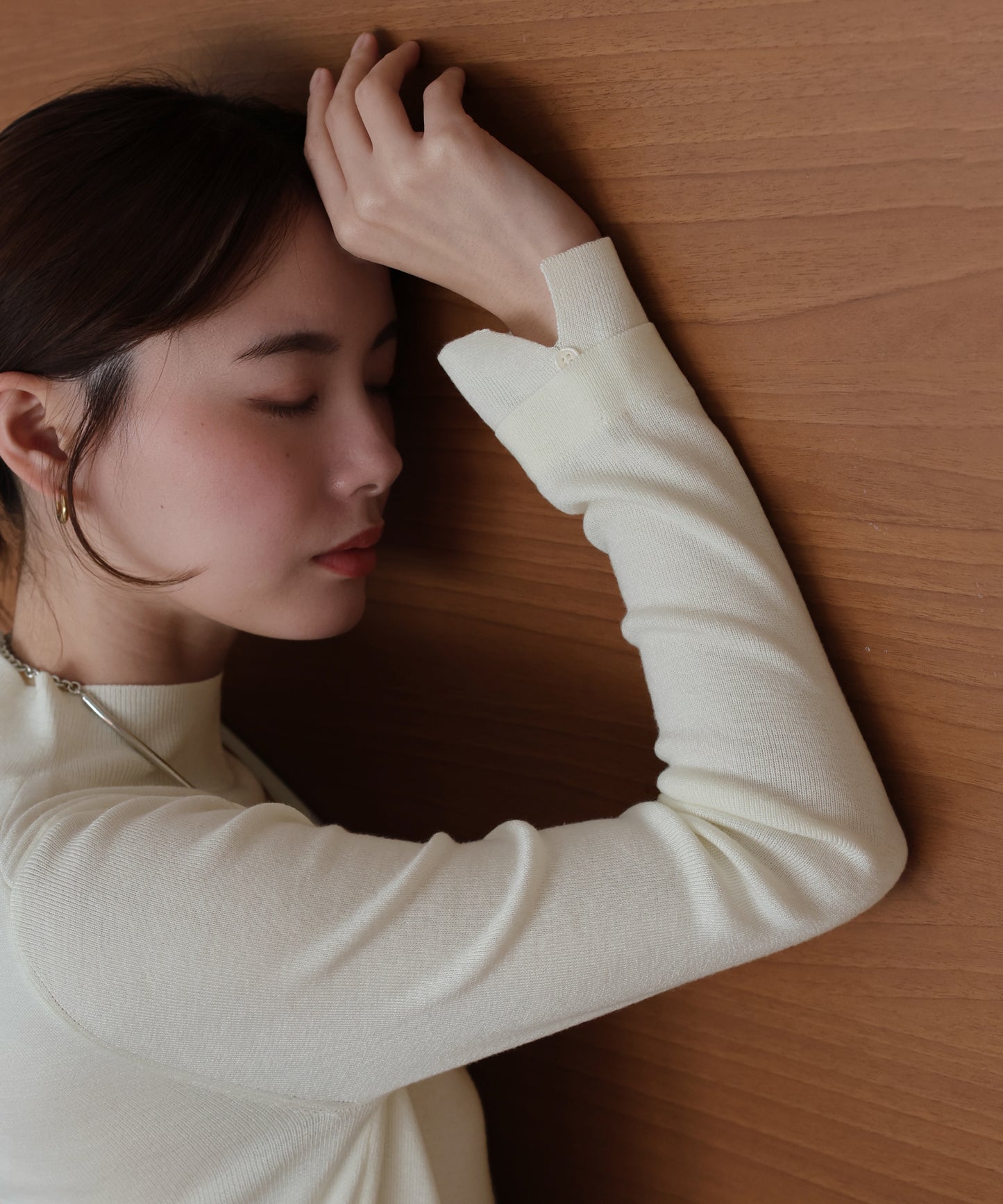 ハイネックニット[ J by blue ]