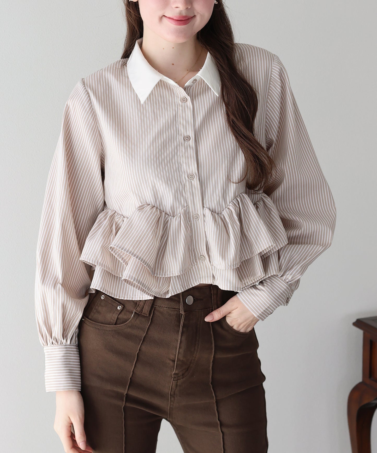 【早割5％OFF】フリルヘムロングスリーブブラウス【メール便】