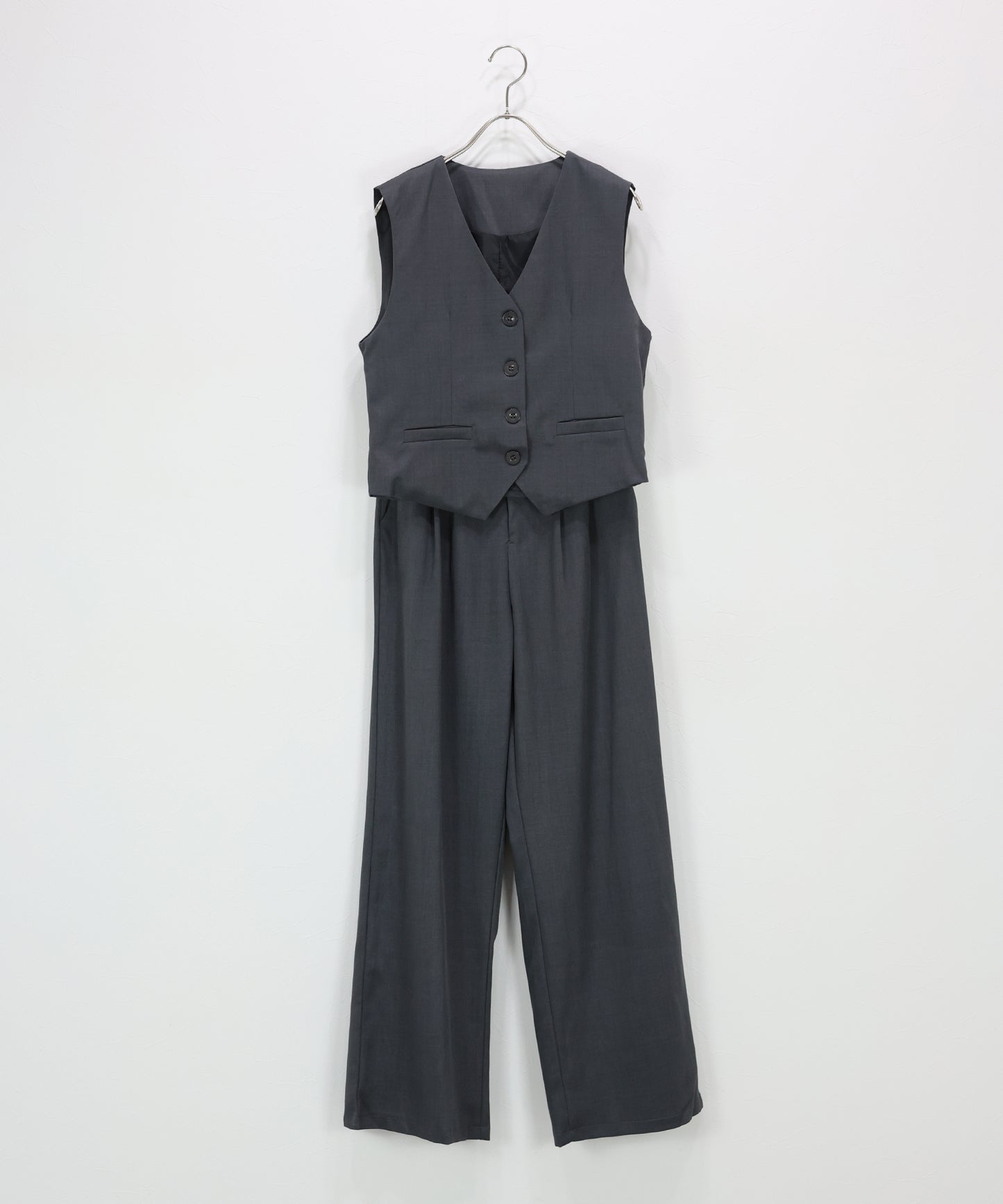 ショートベスト×ワイドパンツ セットアップ