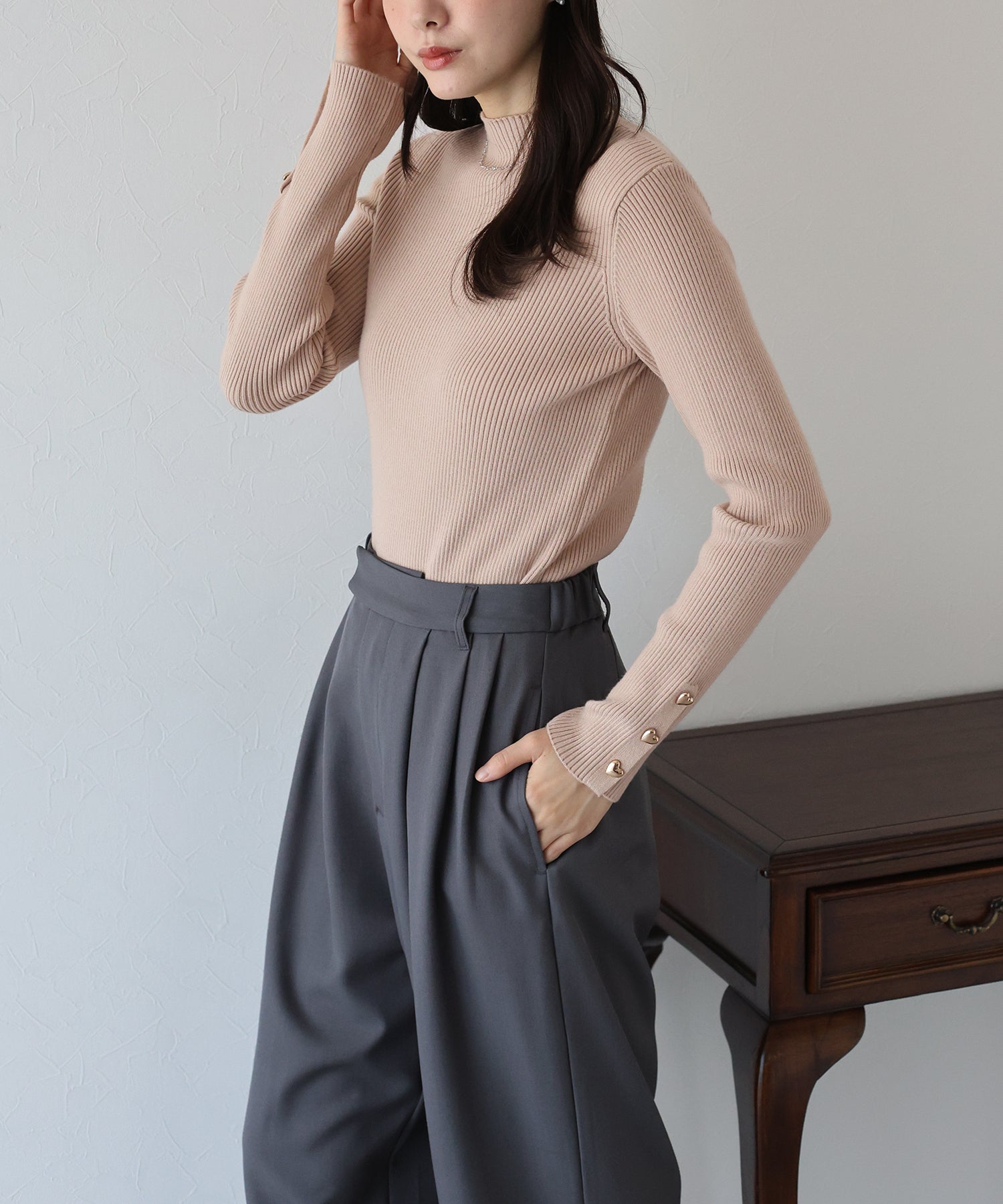 ハートボタンハイネックニット – BLUE ONLINE