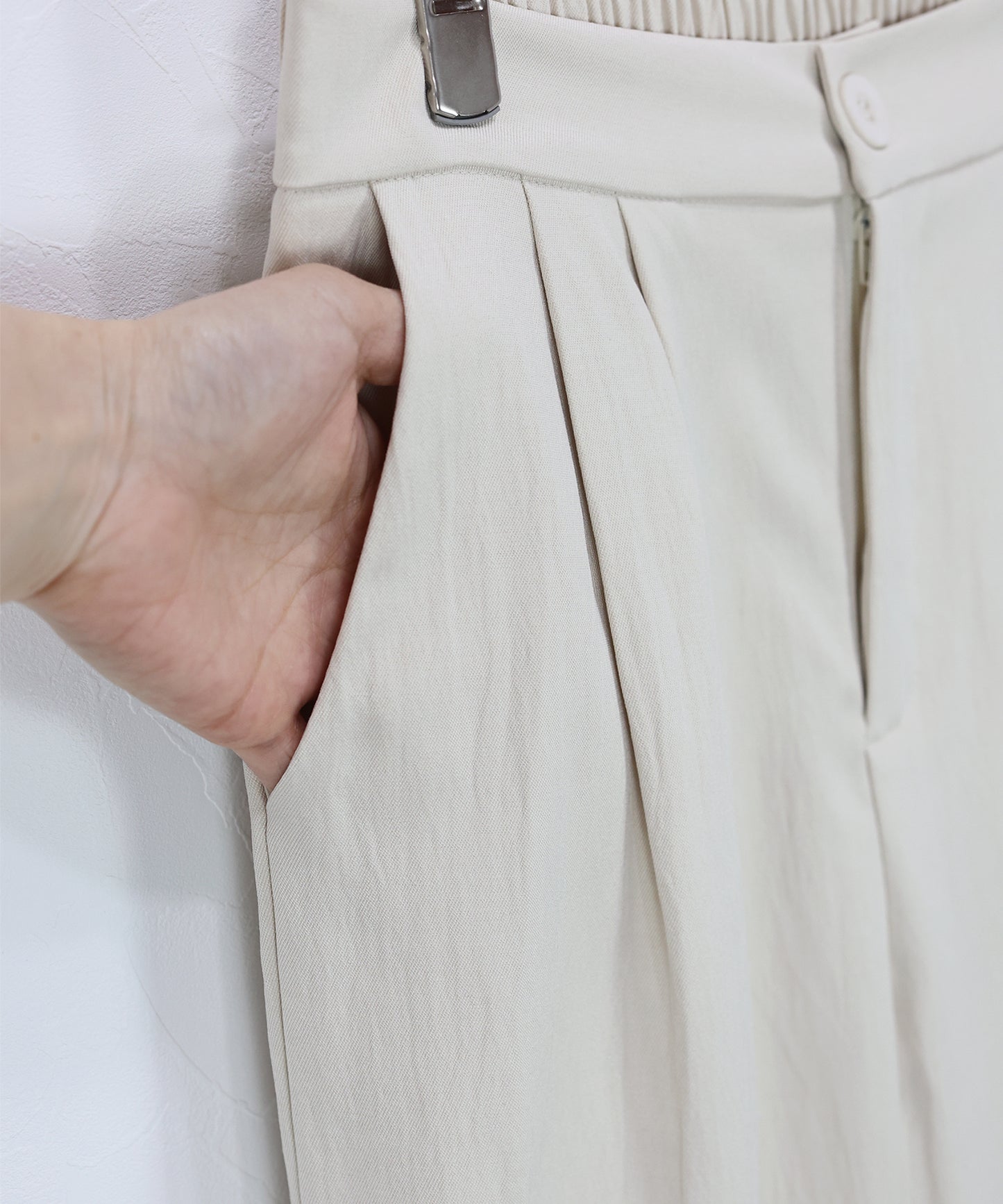 ショートベスト×ワイドパンツ セットアップ