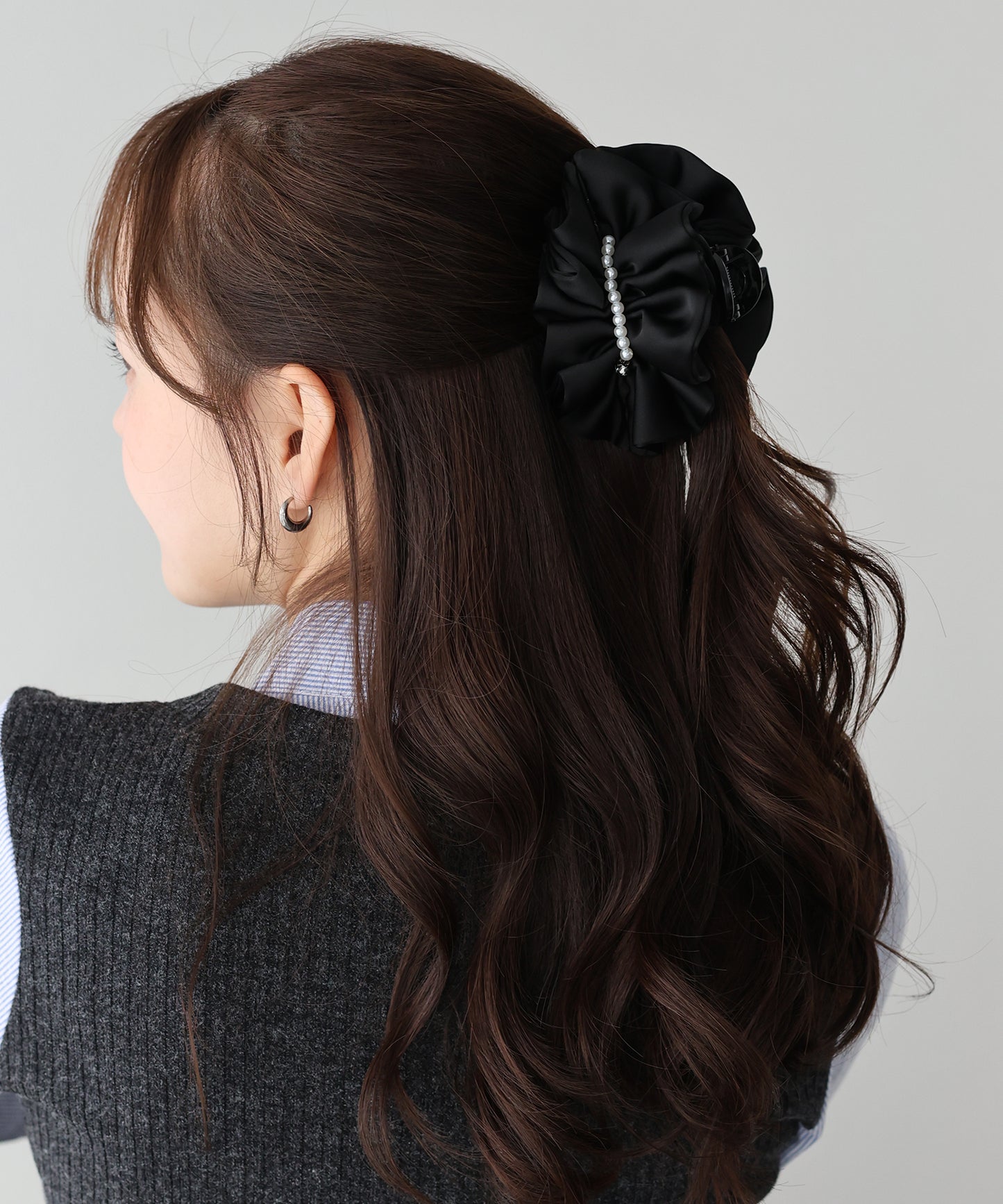 【早割5％OFF】サテンフリルバンスクリップ