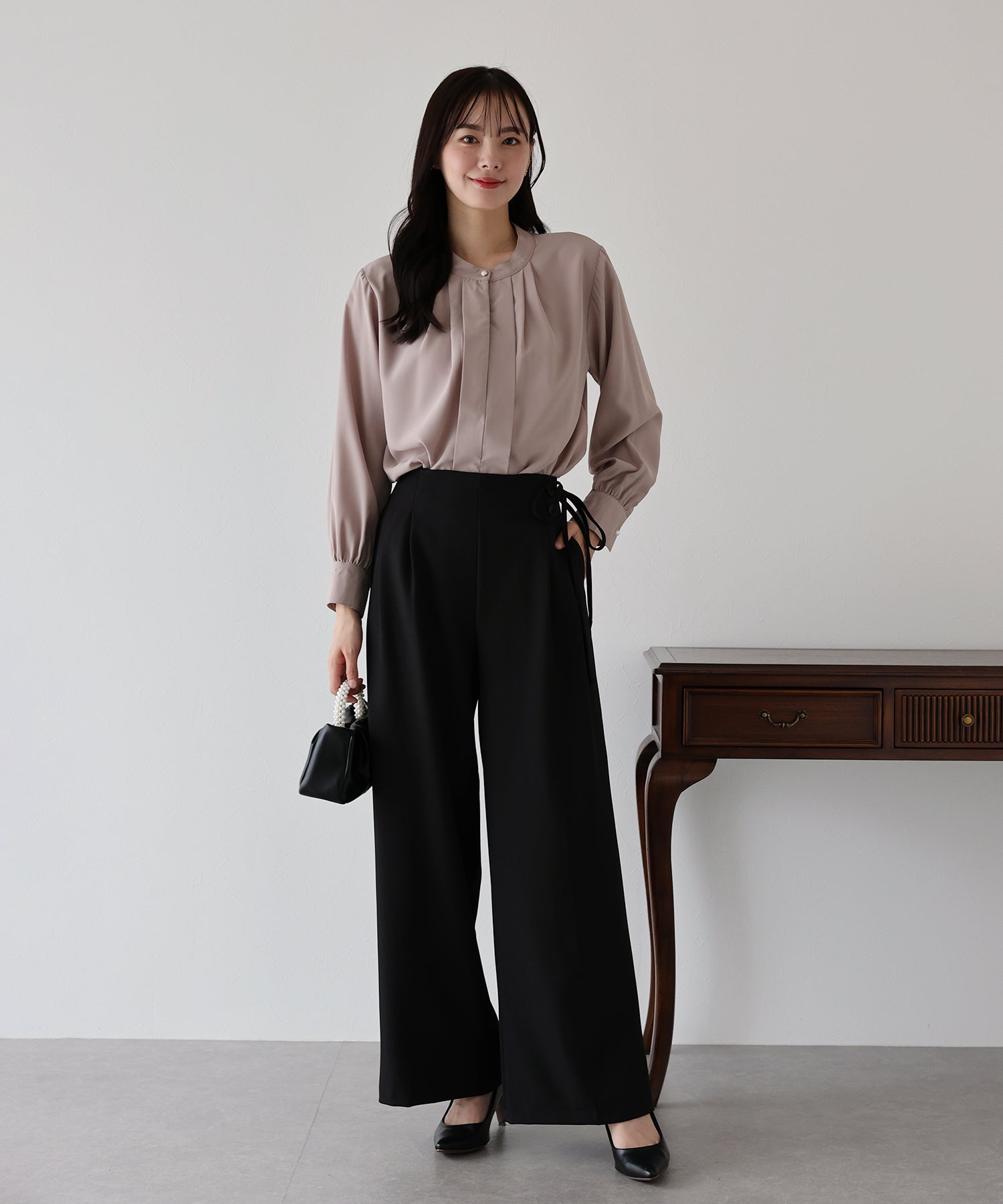 2WAYフロントタックブラウス【ネコポス】 – BLUE ONLINE