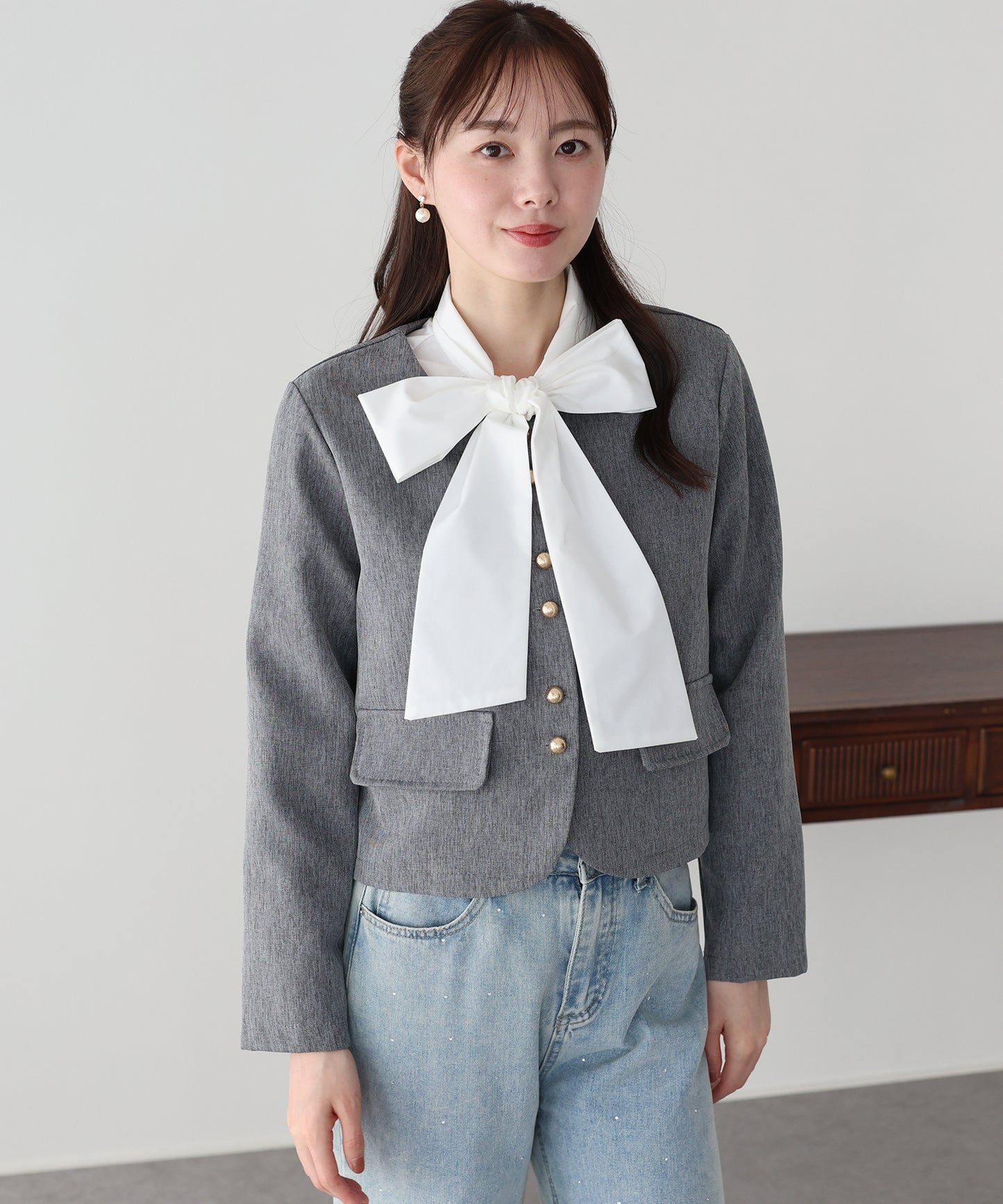 【早割5％OFF】ゴールドボタンノーカラージャケット