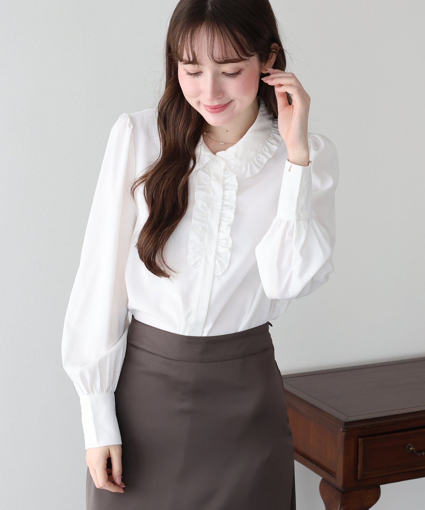 【早割5％OFF】フロントフリルブラウス【メール便】