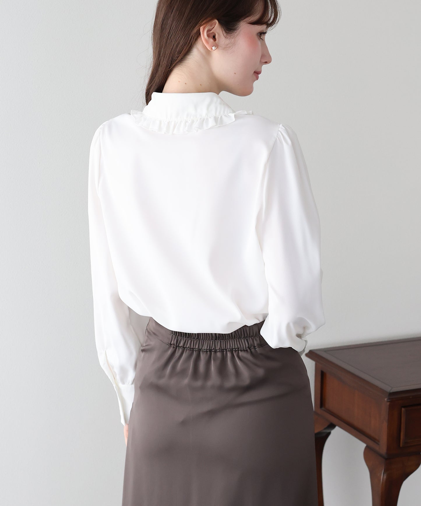 【早割5％OFF】フロントフリルブラウス【メール便】