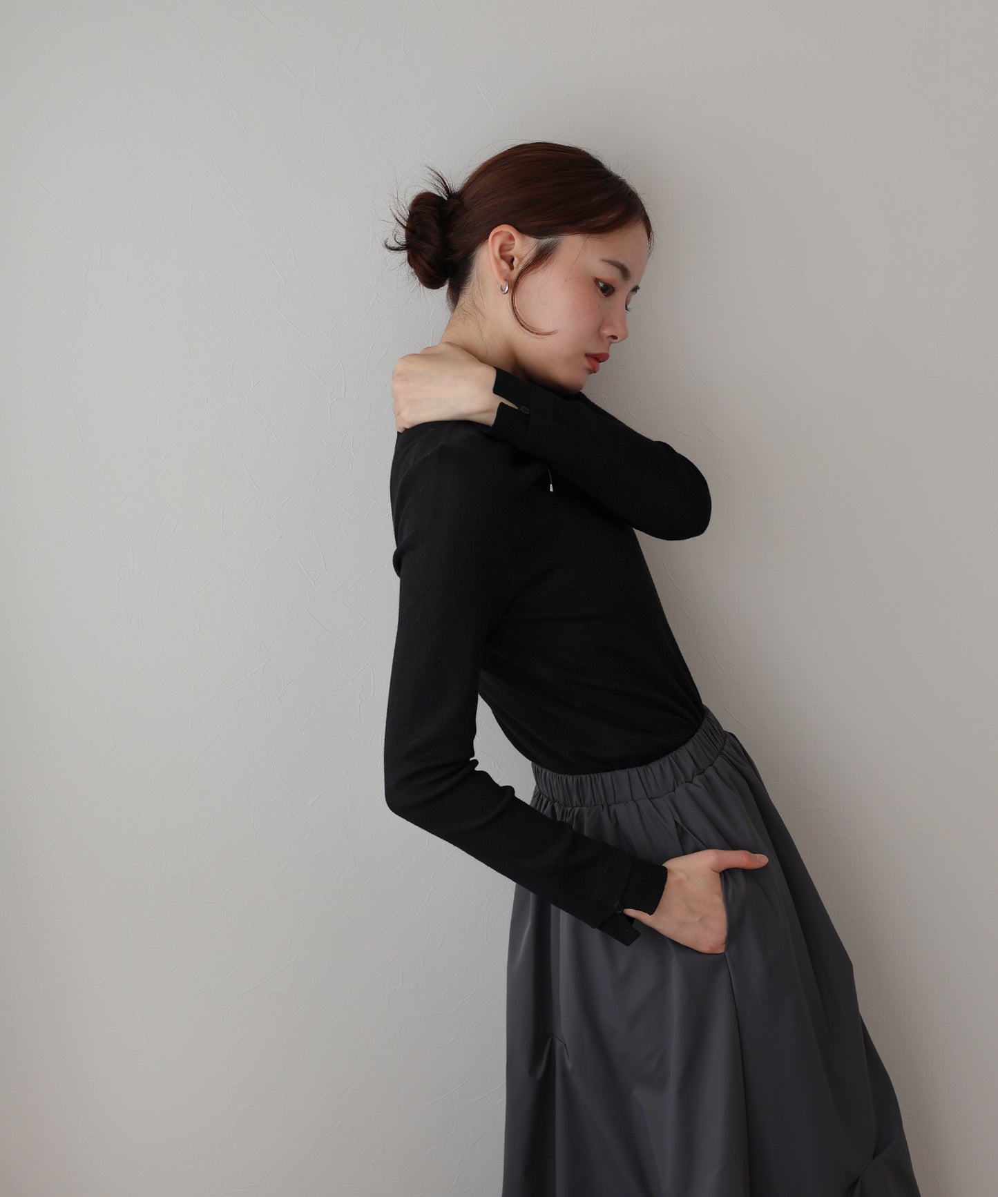 【早割5％OFF】ハイネックニット[ J by blue ]