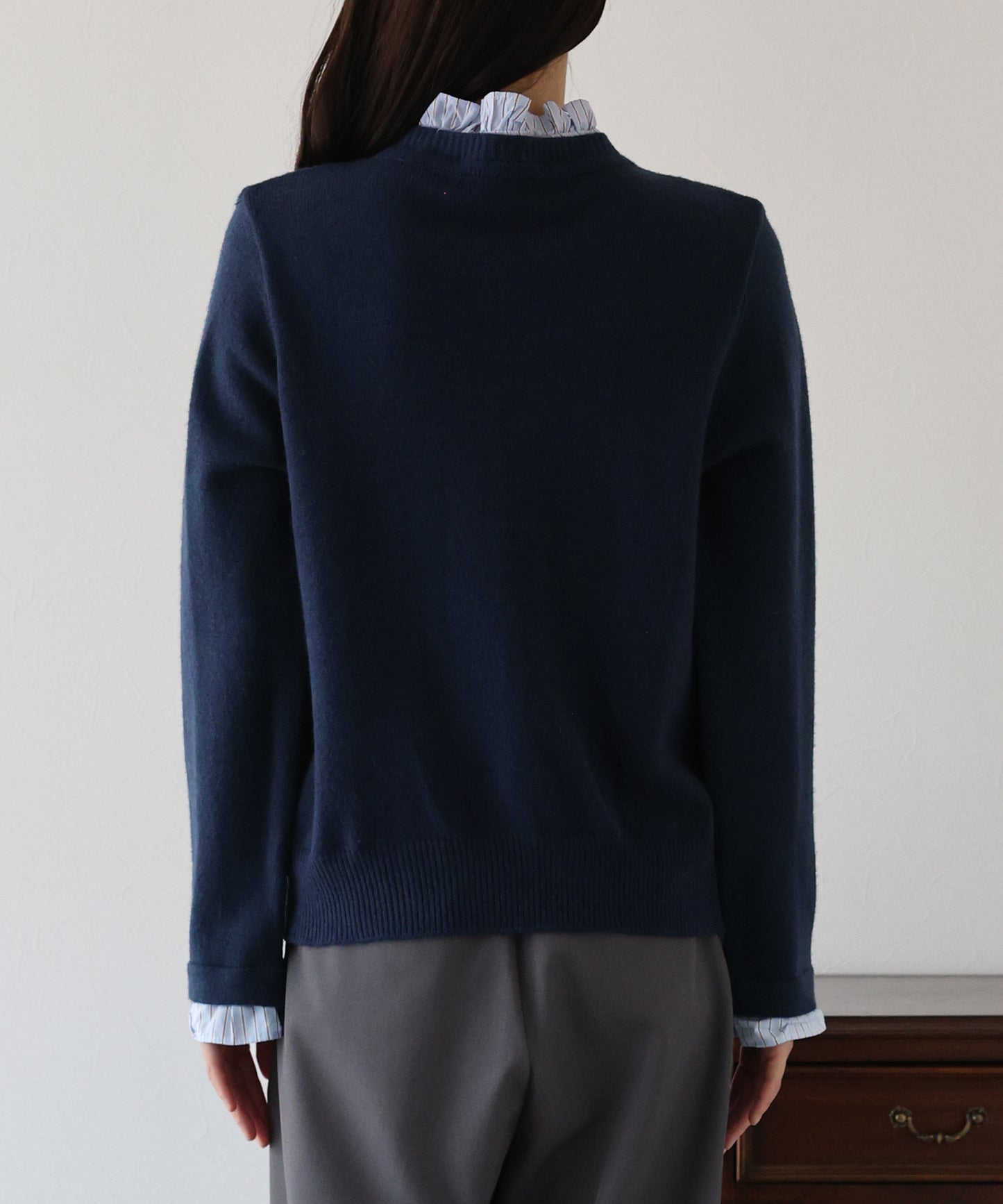 フリルシャツ襟カーディガン