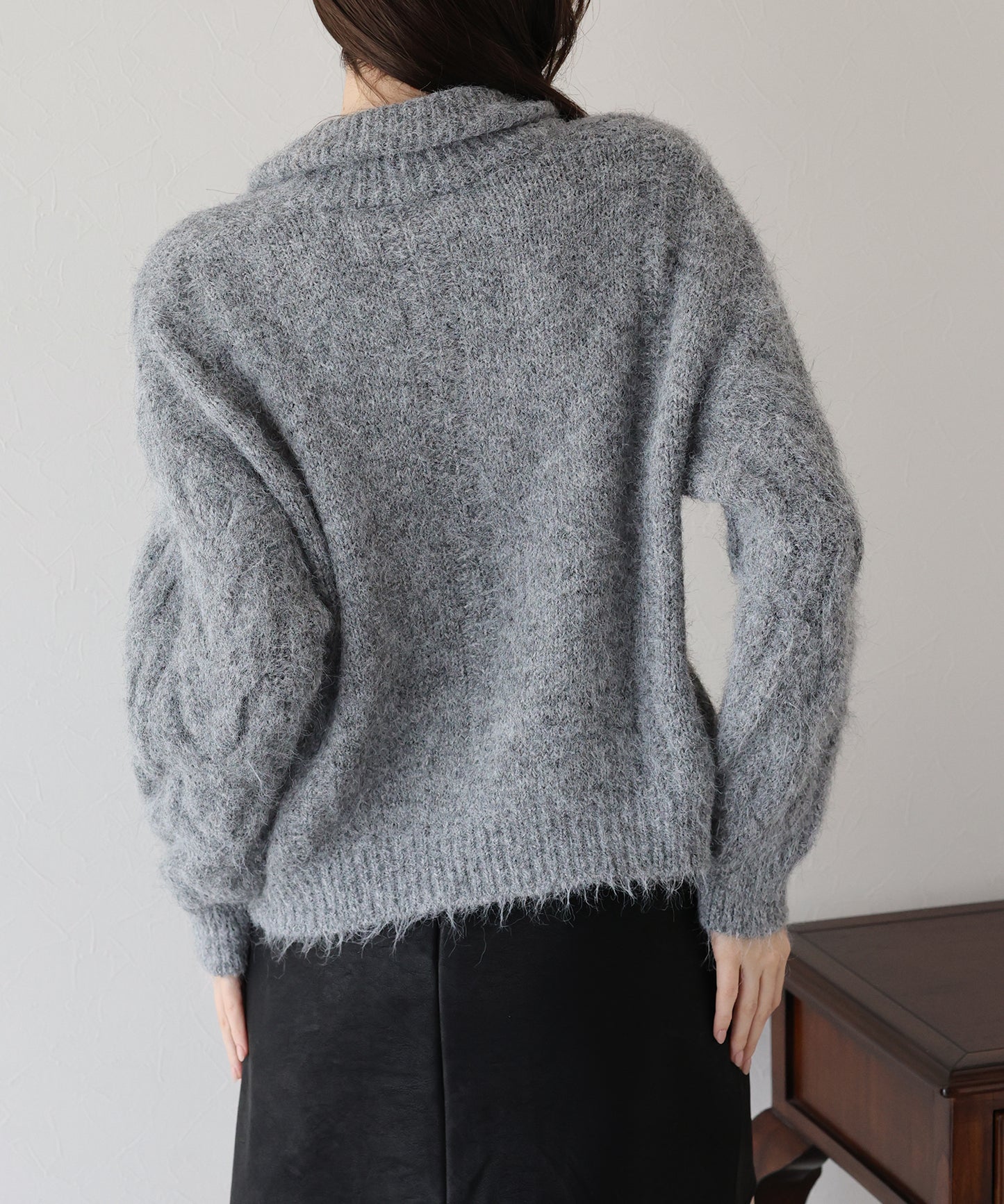 ケーブルダブルジップニット