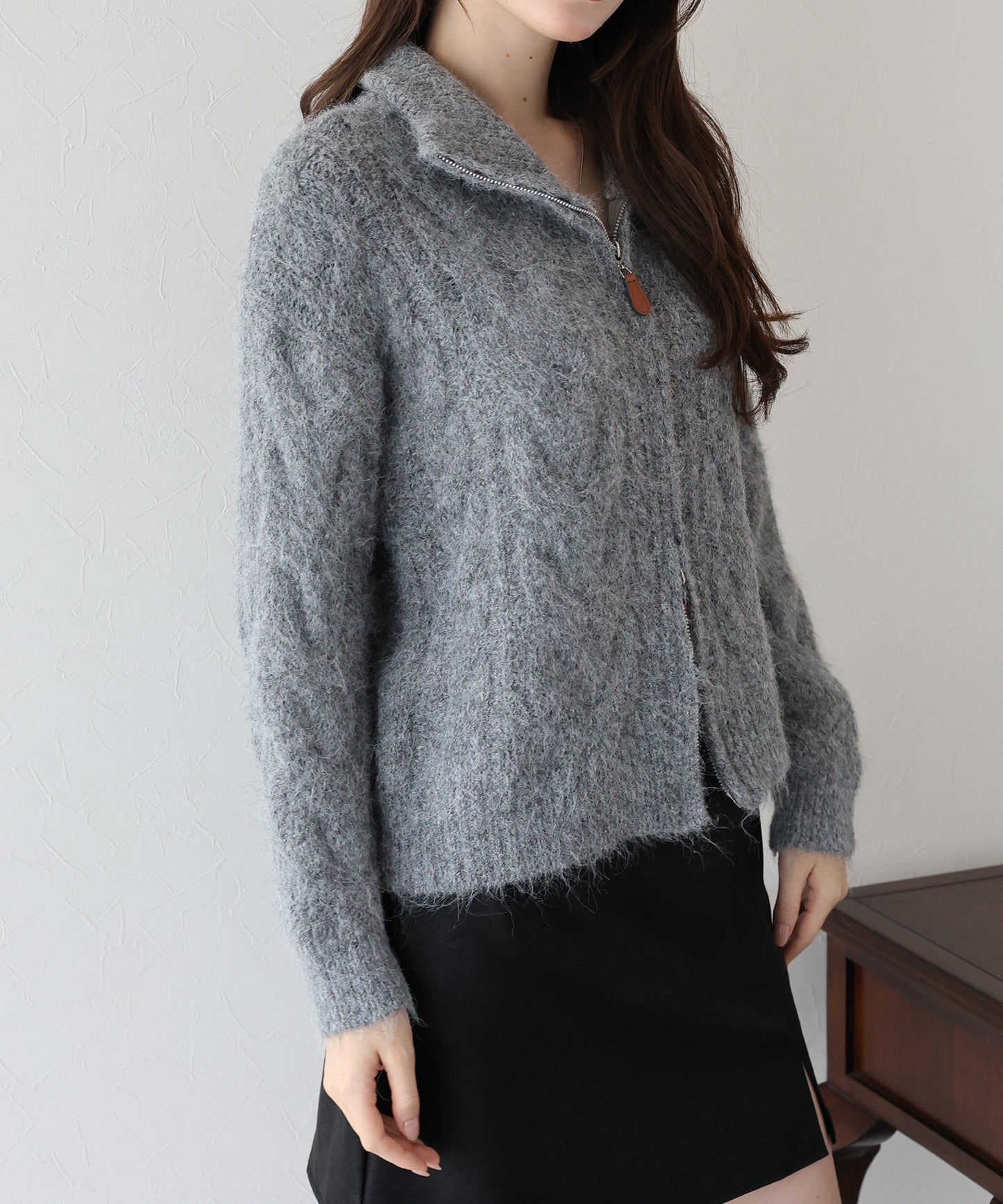 ケーブルダブルジップニット