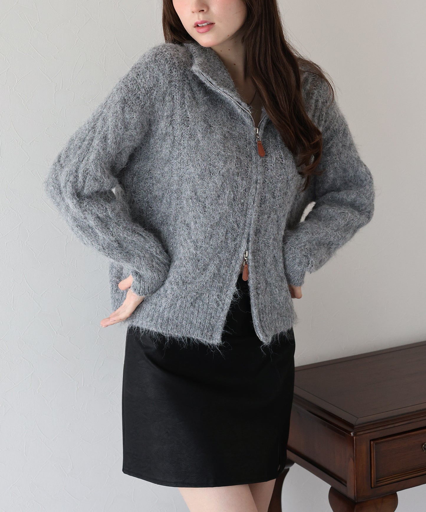 ケーブルダブルジップニット