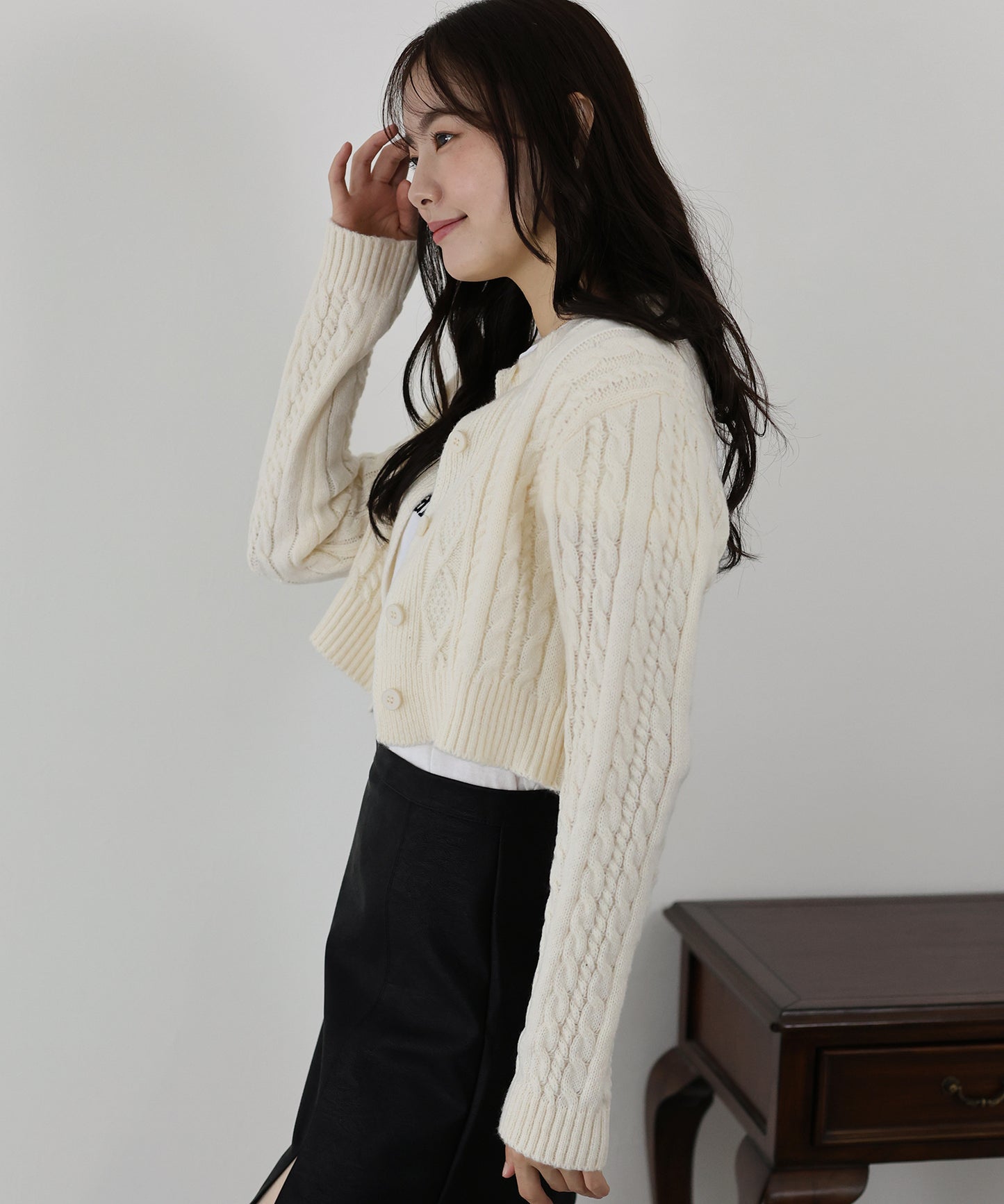【SALE】クロップドケーブルカーディガン