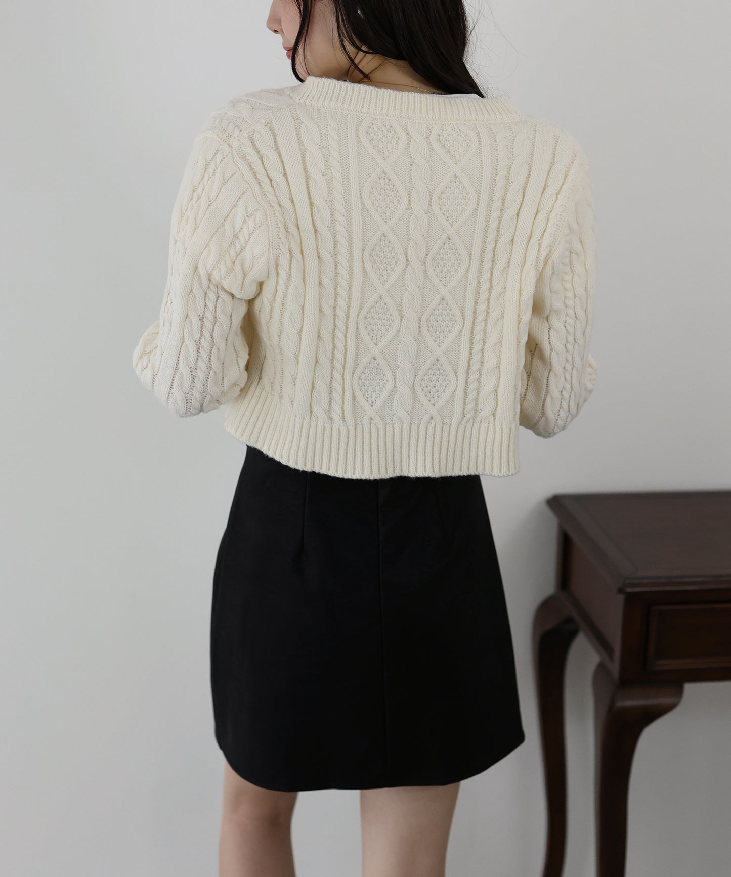 【SALE】クロップドケーブルカーディガン