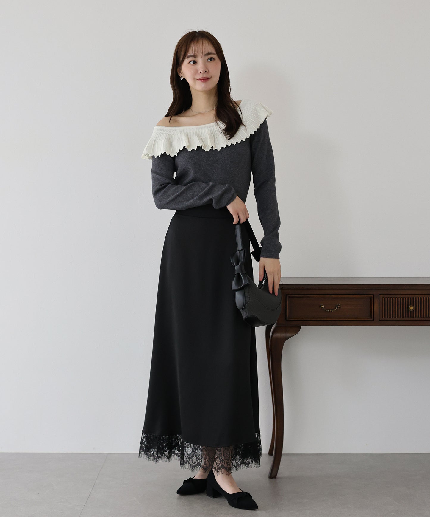 【早割5％OFF】レース切替サテンマーメイドスカート