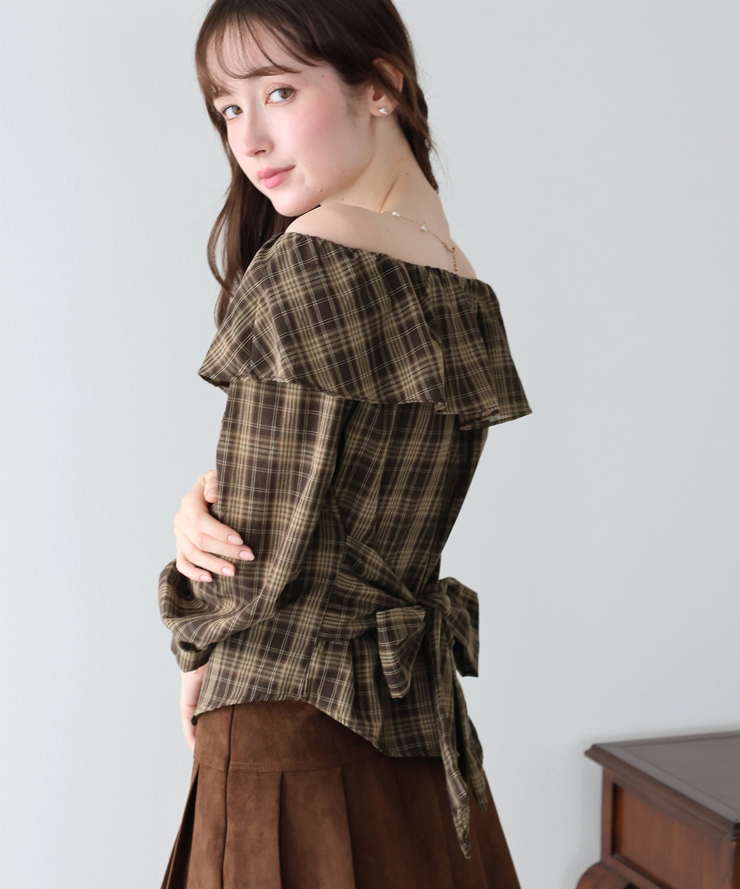 【早割5％OFF】オフショルチェックブラウス【メール便】