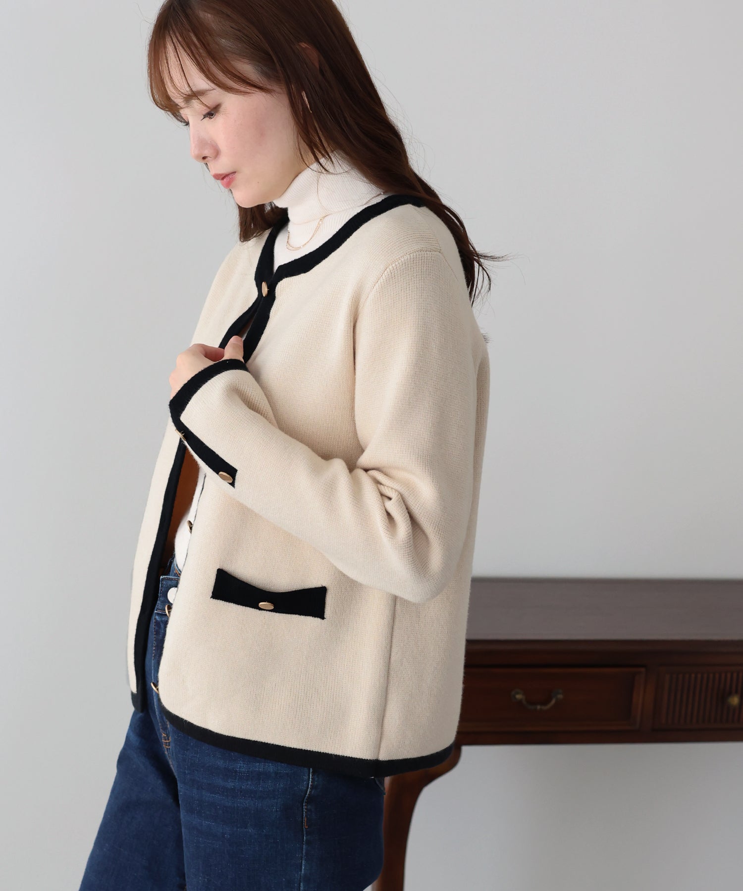 （10月VIP 15%off中） 名残月です❣0910 金ボタンノーカラーニットジャケット – BLUE ONLINE