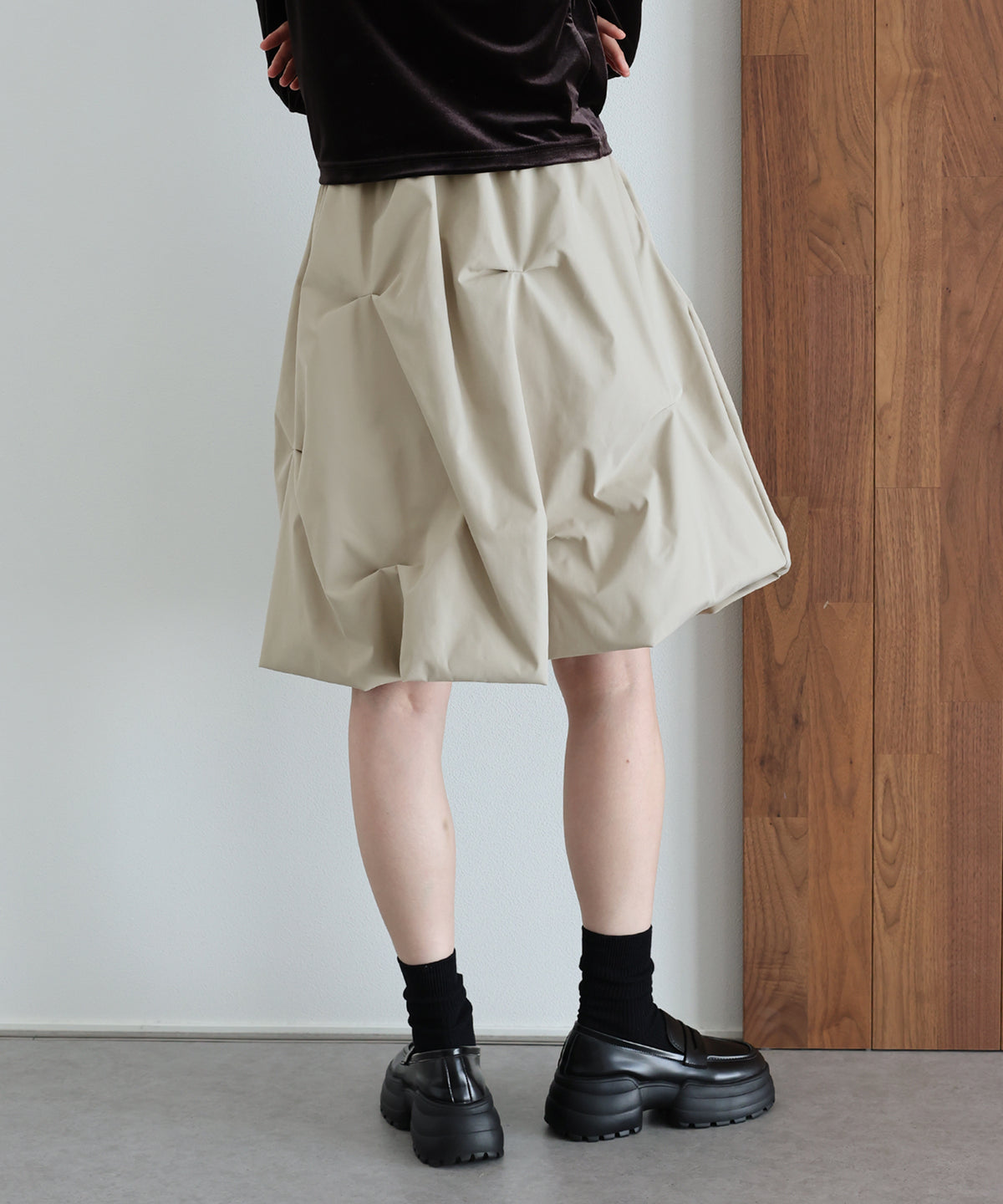 【早割5％OFF】ランダムタックバルーンミディスカート