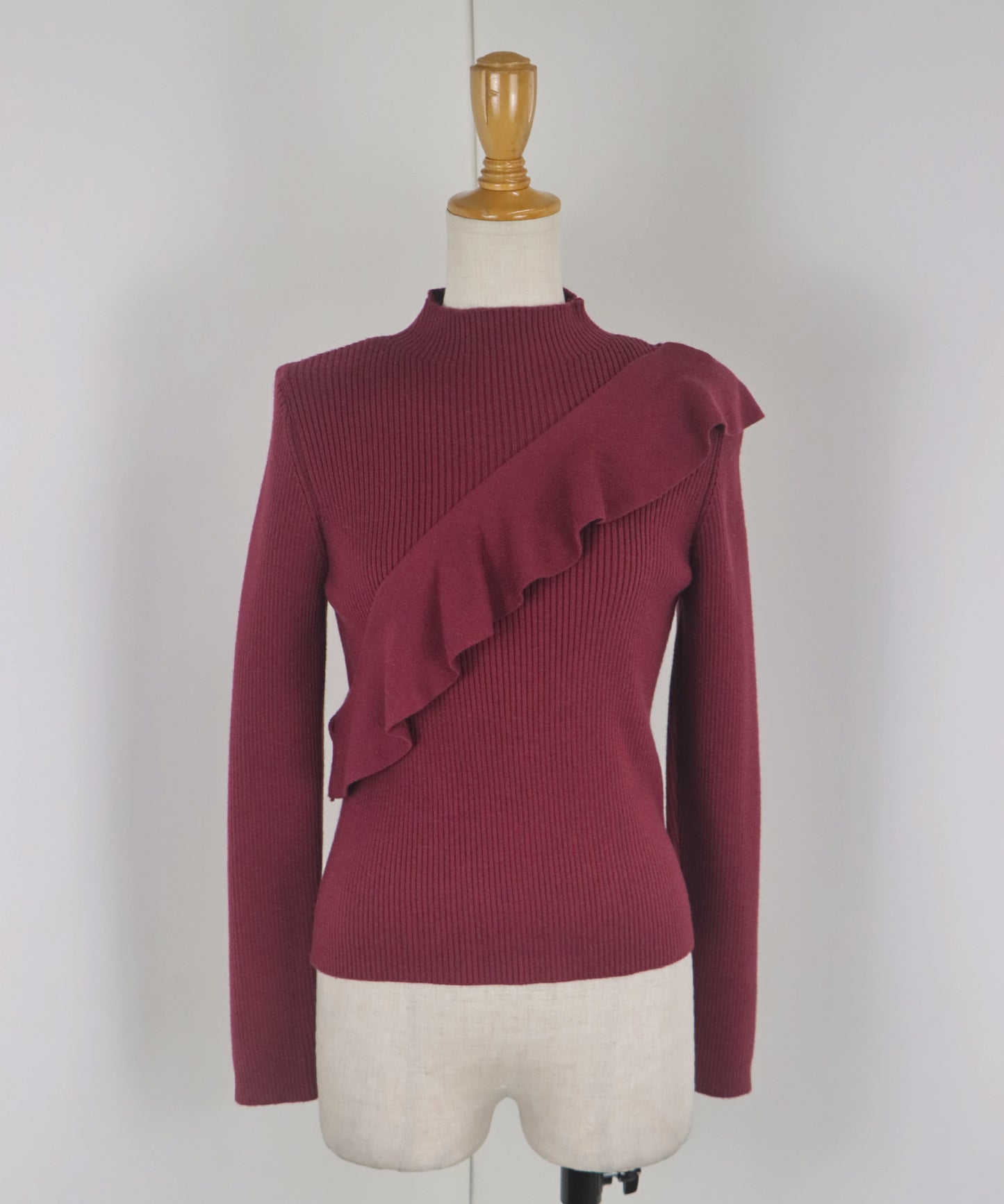 【TIME SALE】アシメフリルリブニット