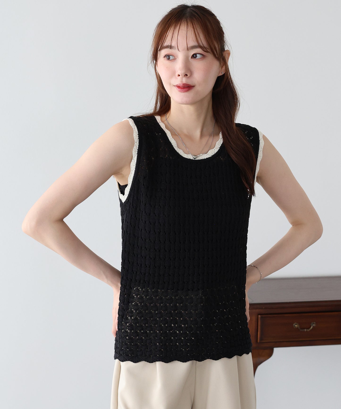 【SALE】バイカラースカラップニットベスト【メール便】