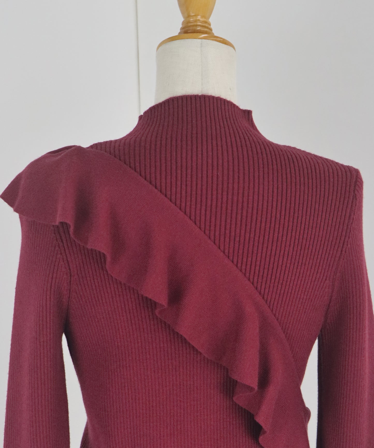 【TIME SALE】アシメフリルリブニット