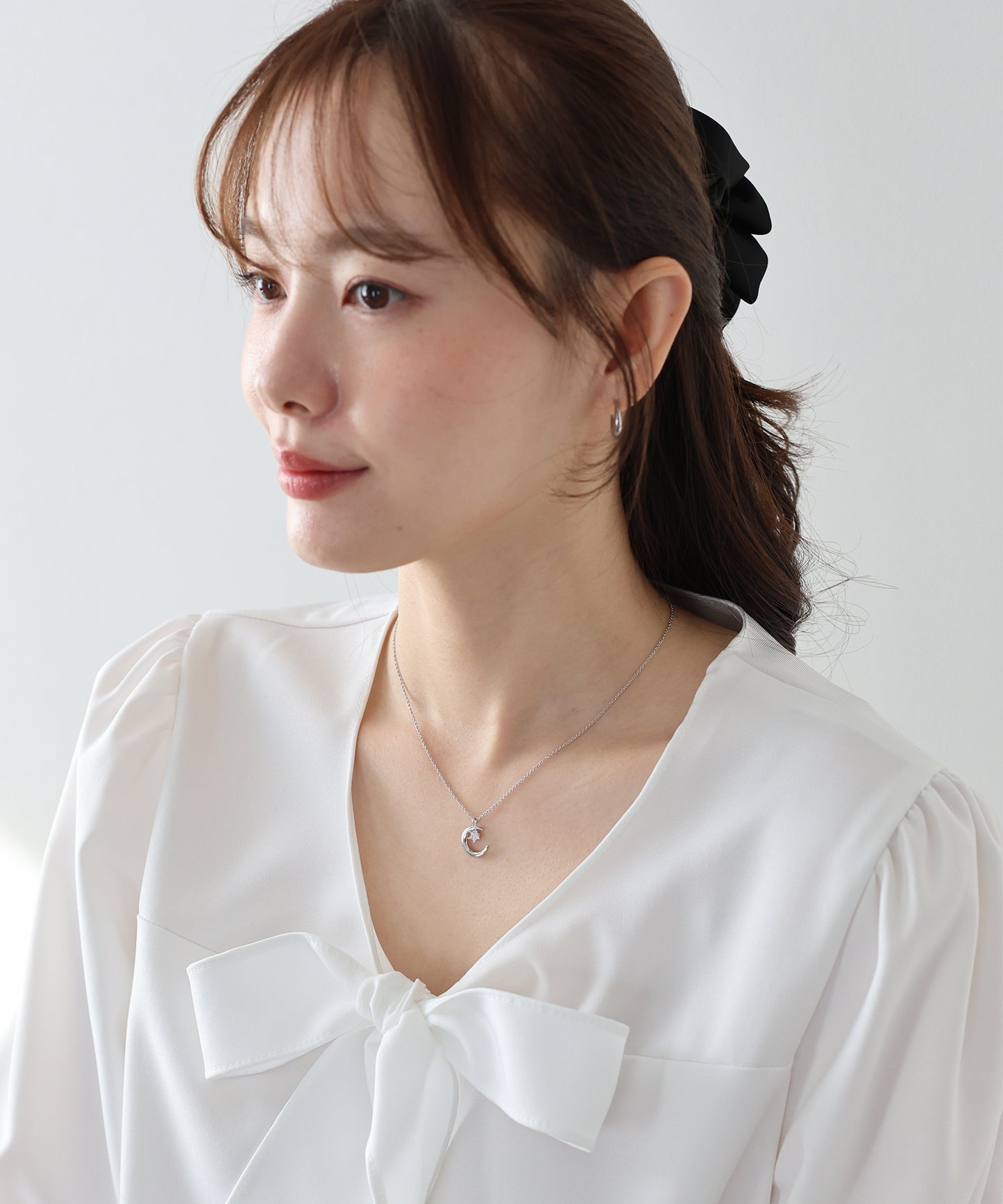 【早割5％OFF】ムーンスターネックレス【ネコポス】