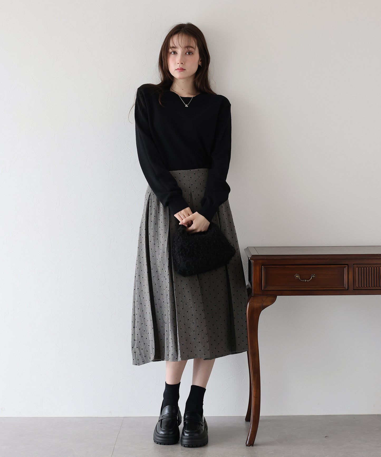 ウール混クルーネックニット