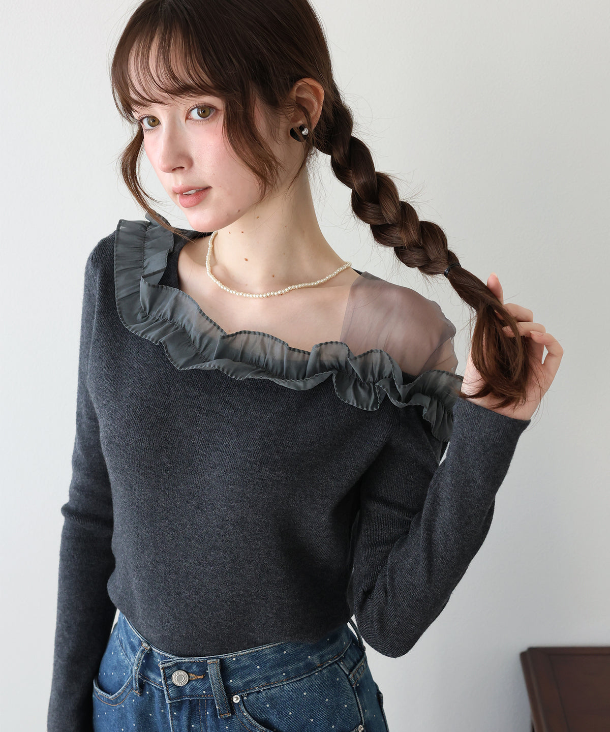 【早割5％OFF】アシンメトリーチュールフリルニット