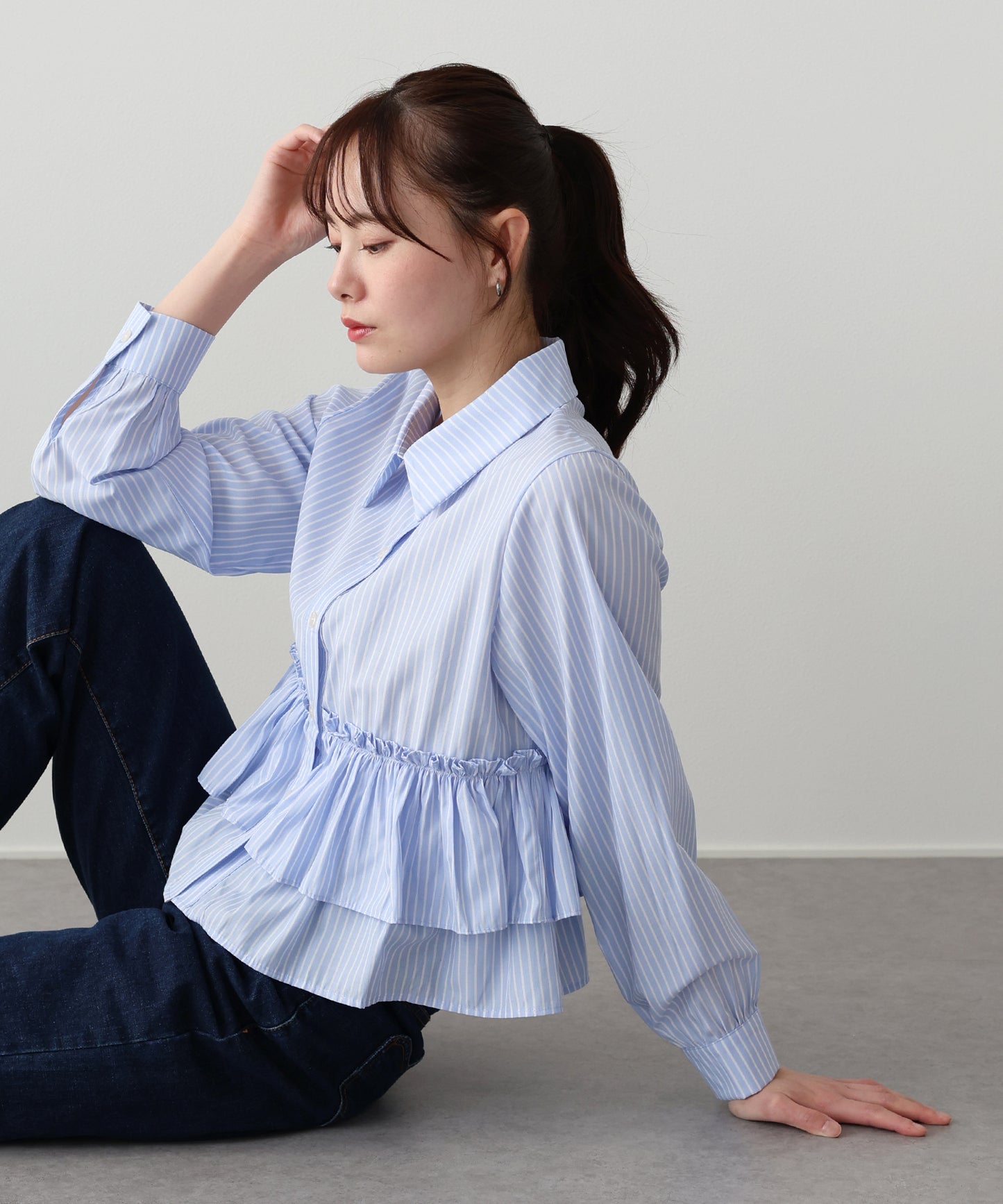 ティアードフリルペプラムブラウス【ネコポス】