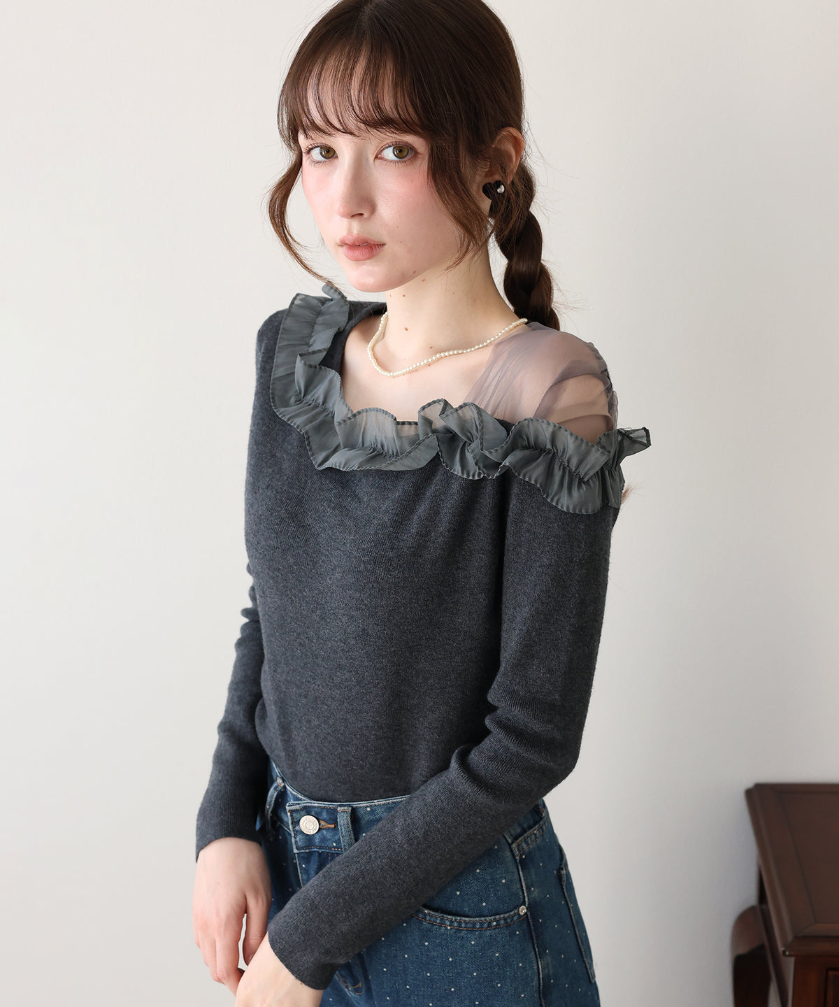 【早割5％OFF】アシンメトリーチュールフリルニット