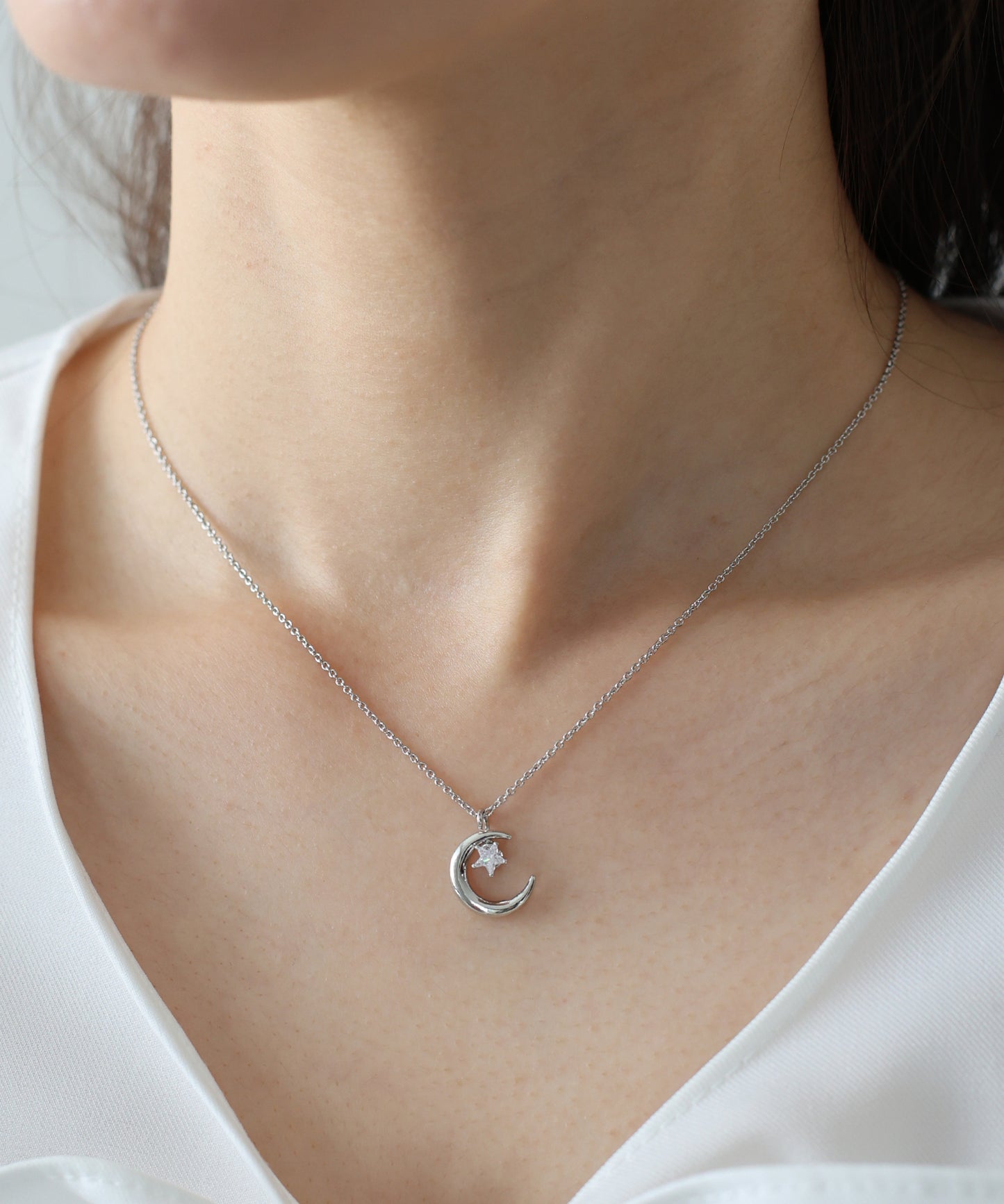 【早割5％OFF】ムーンスターネックレス【ネコポス】