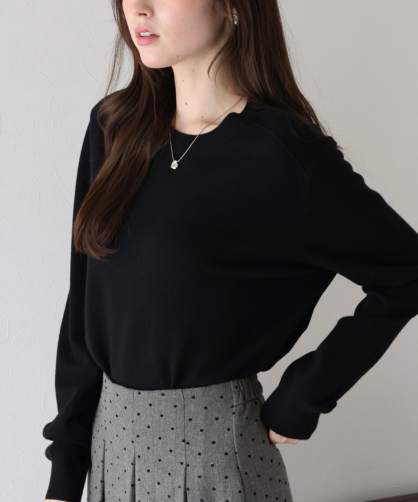 ウール混クルーネックニット