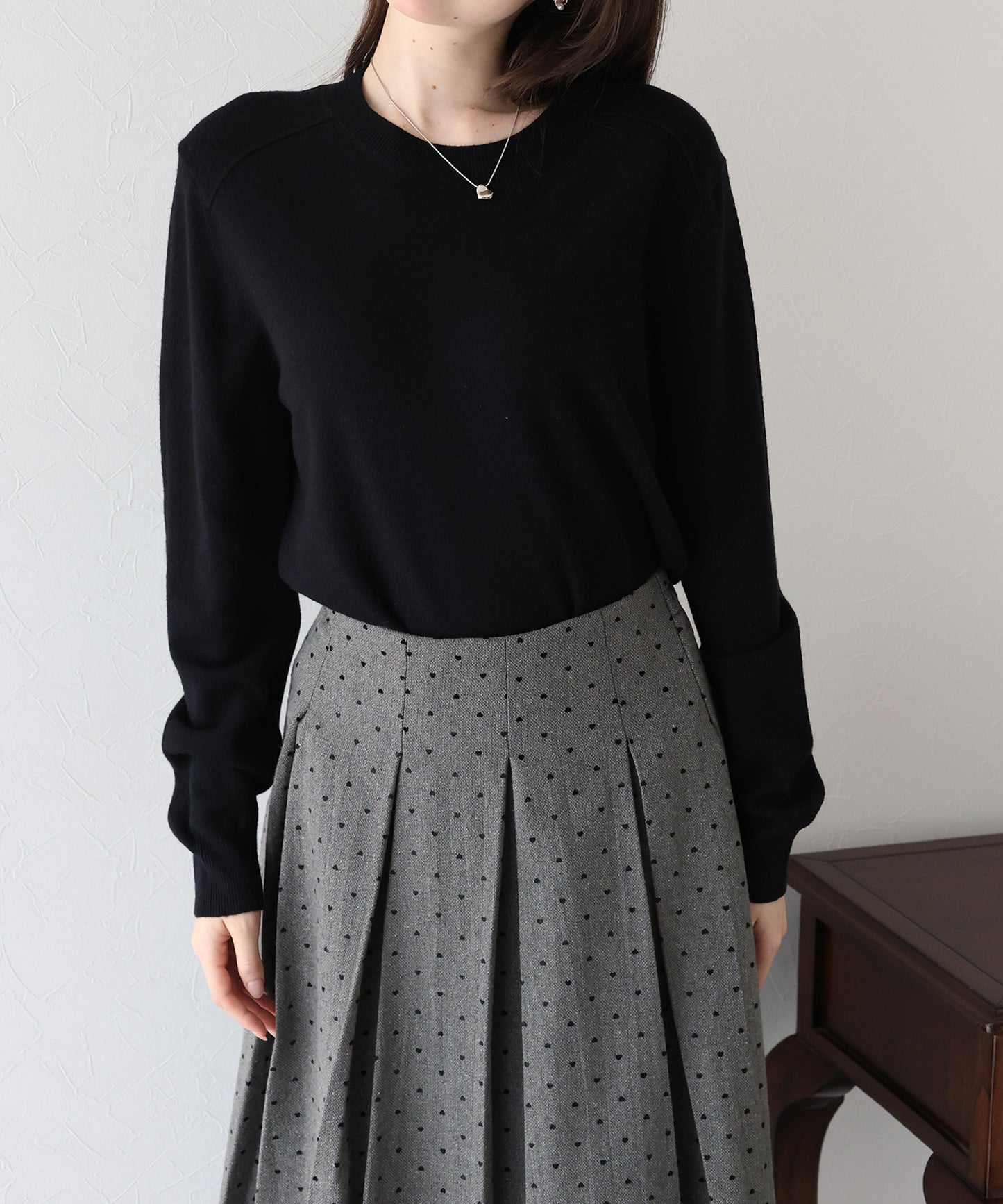ウール混クルーネックニット