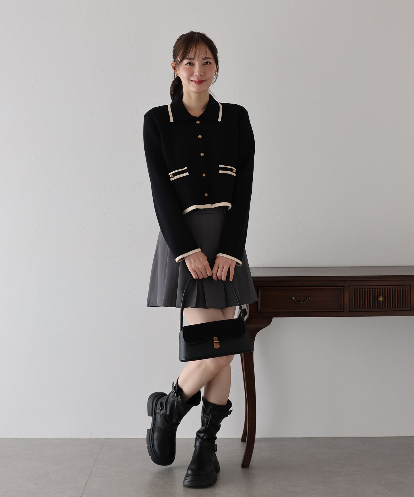 襟付きニットジャケット