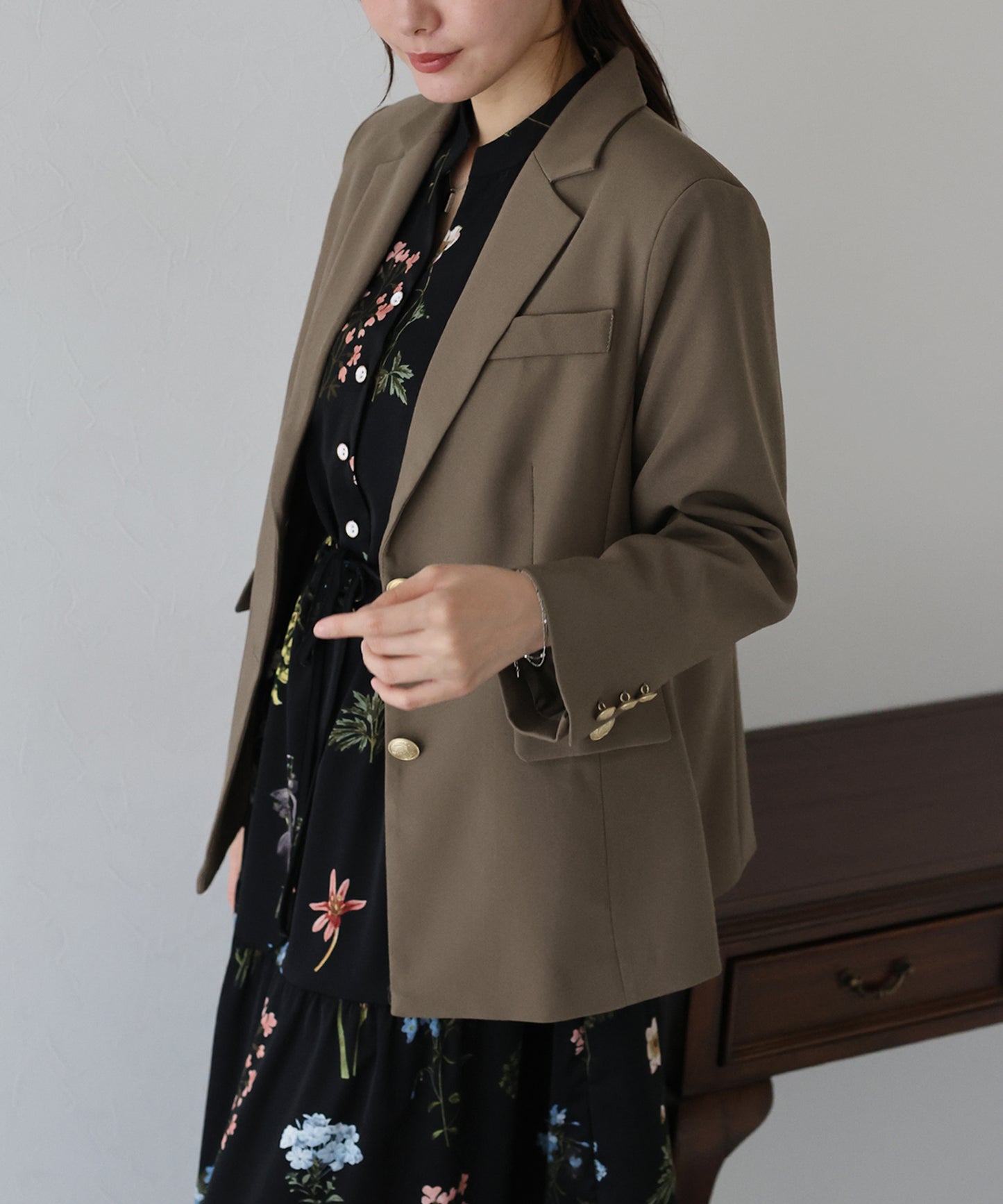 【TIME SALE】【ウォッシャブル】金ボタンダブルジャケット