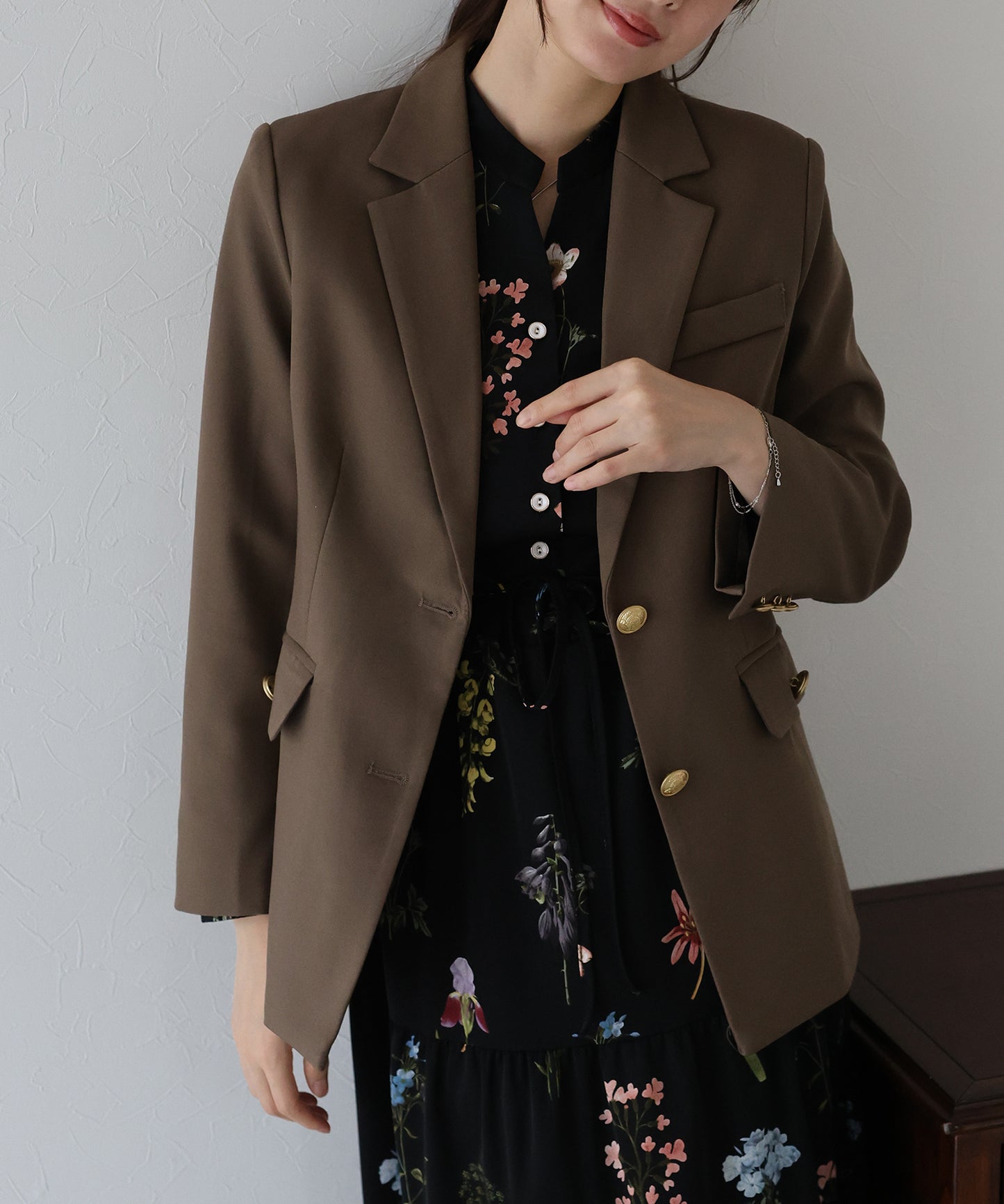 【TIME SALE】【ウォッシャブル】金ボタンダブルジャケット