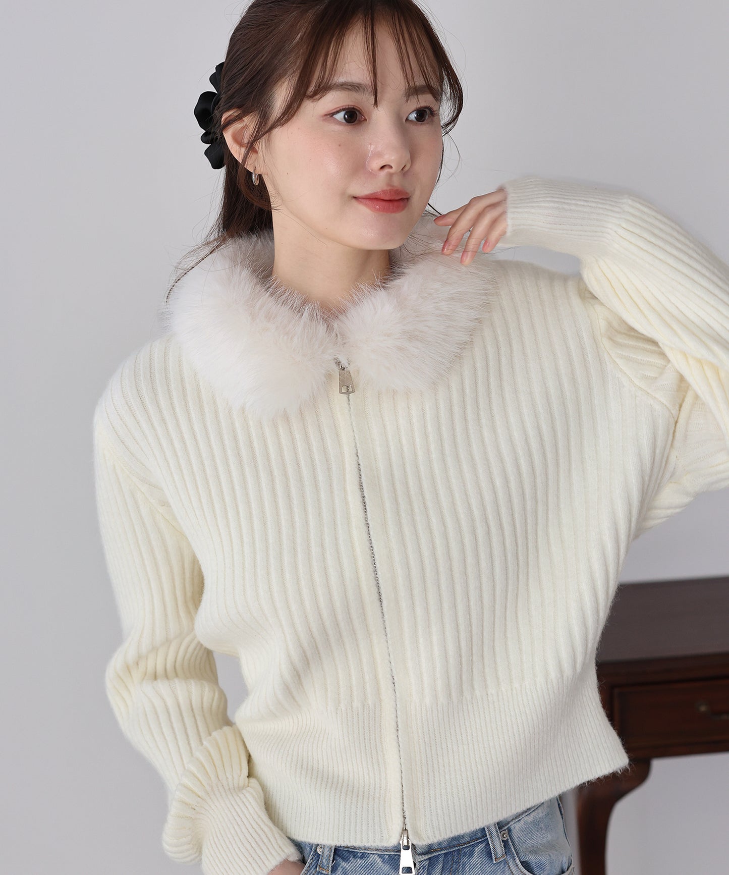 【早割5％OFF】ファー襟ダブルジップニット