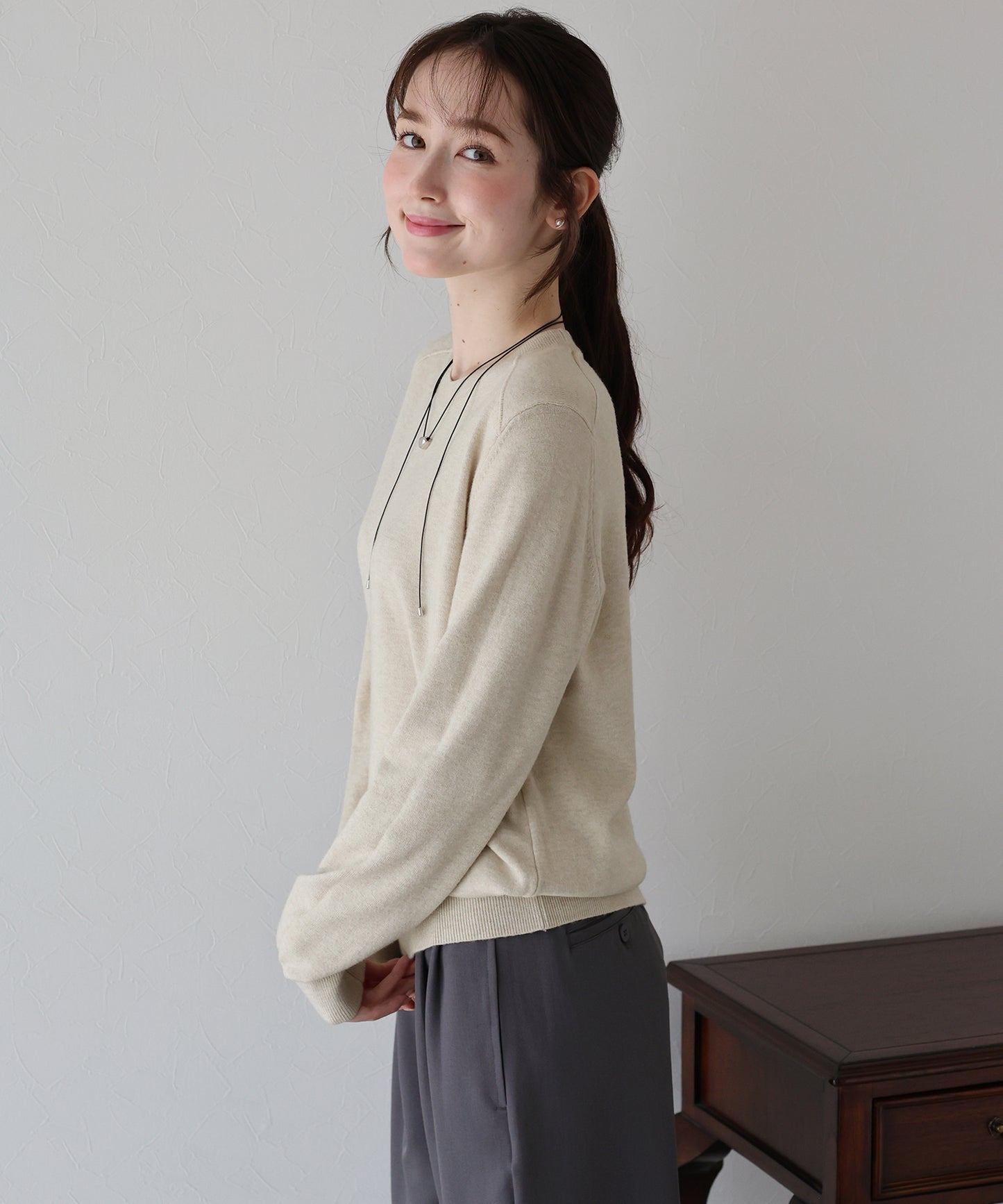 ウール混クルーネックニット